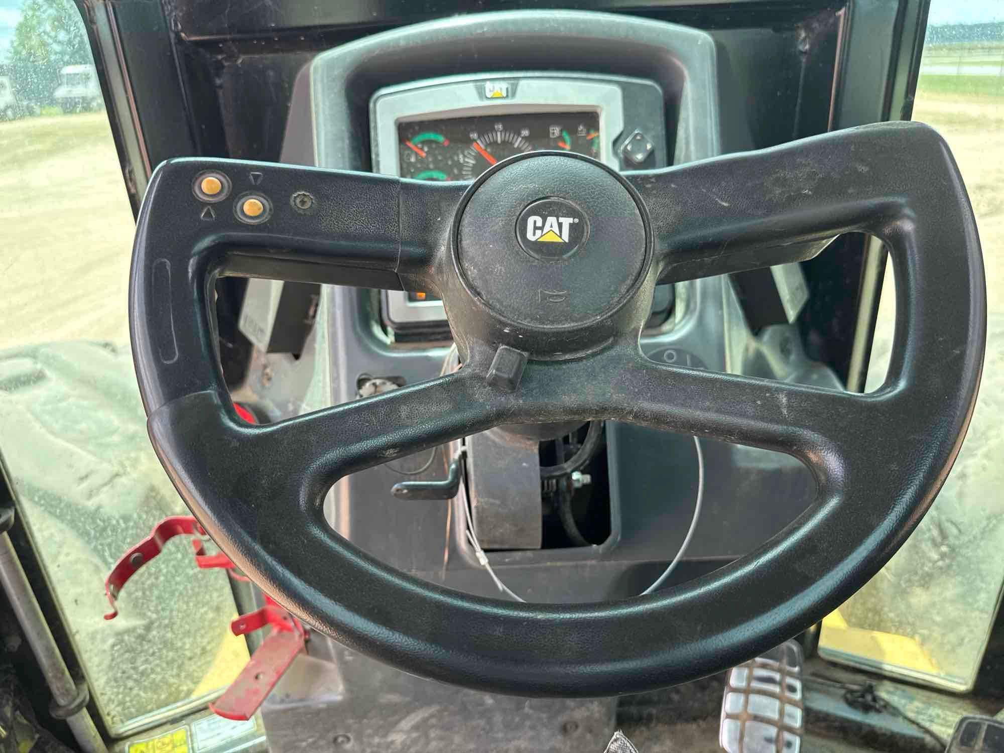2015 Caterpillar 545D
