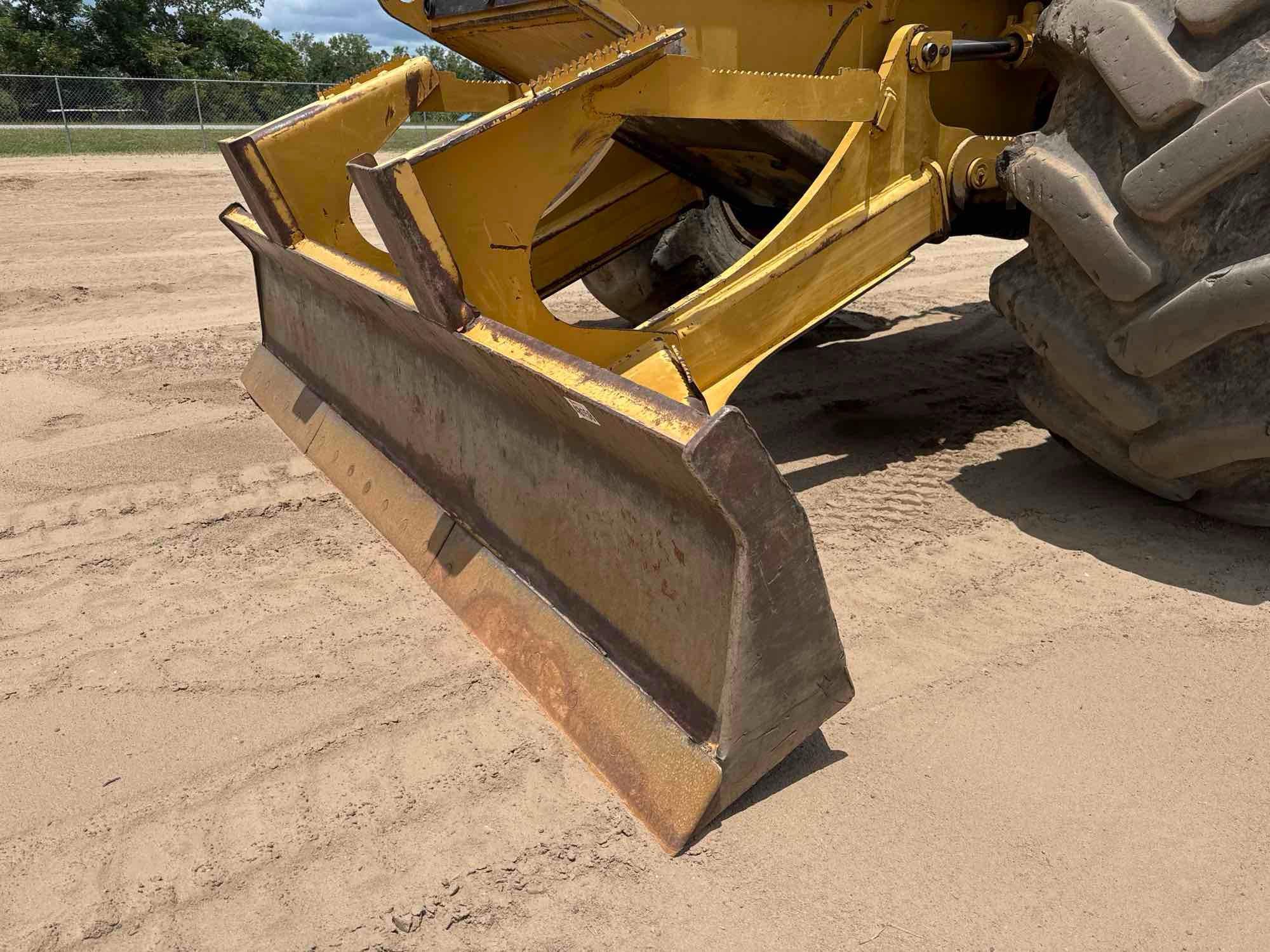 2015 Caterpillar 545D