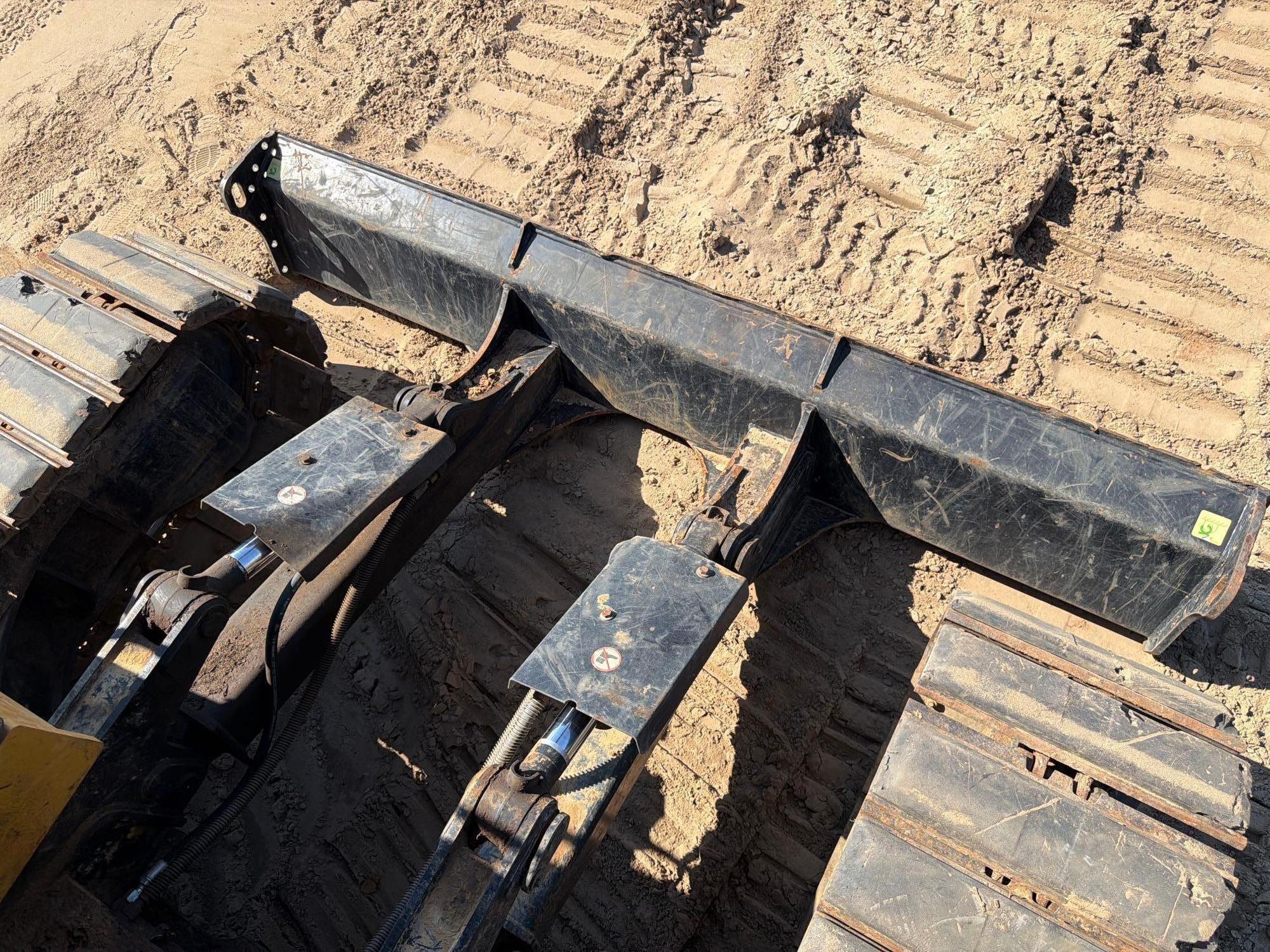 2022 Caterpillar 310