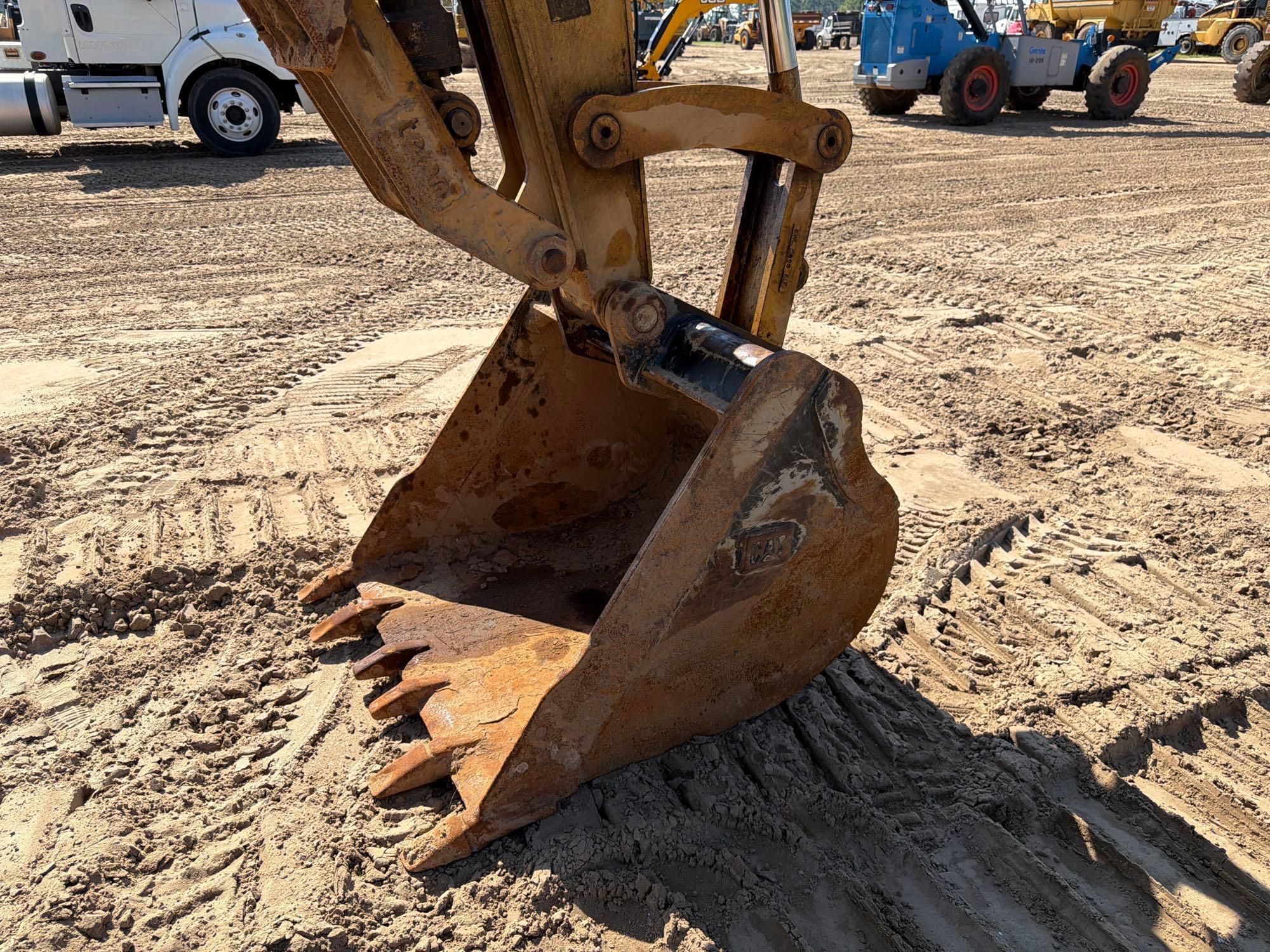 2022 Caterpillar 310