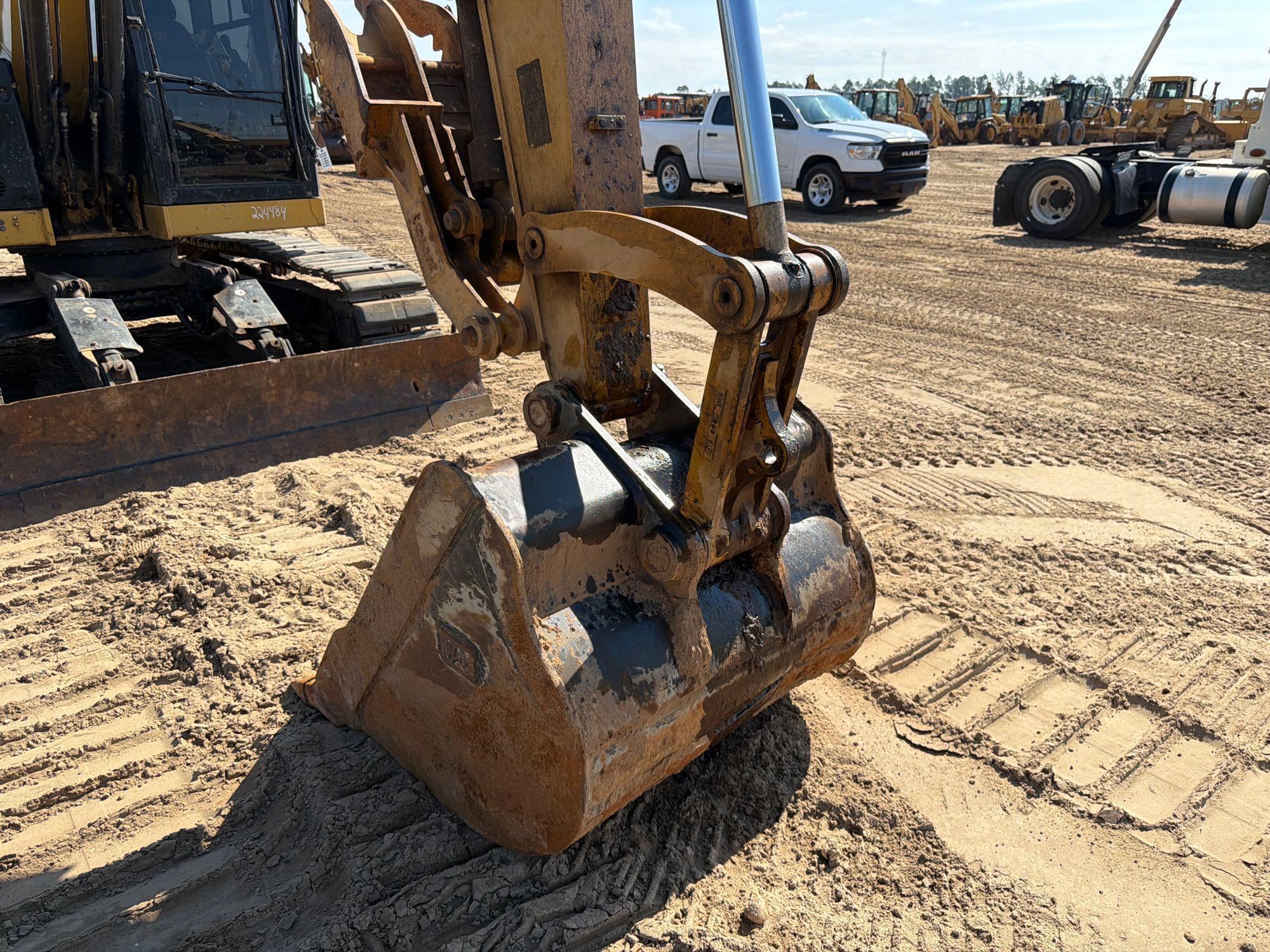 2022 Caterpillar 310