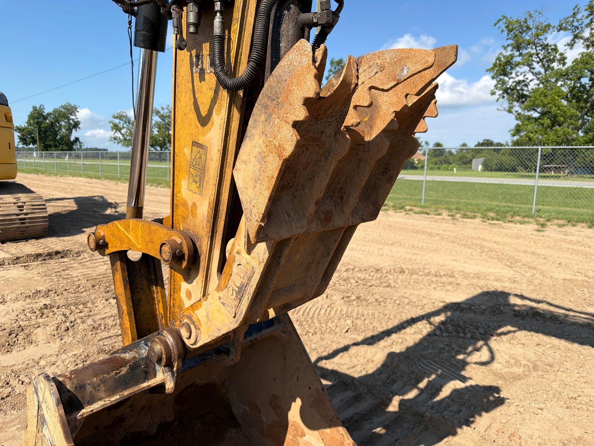 2022 Caterpillar 310