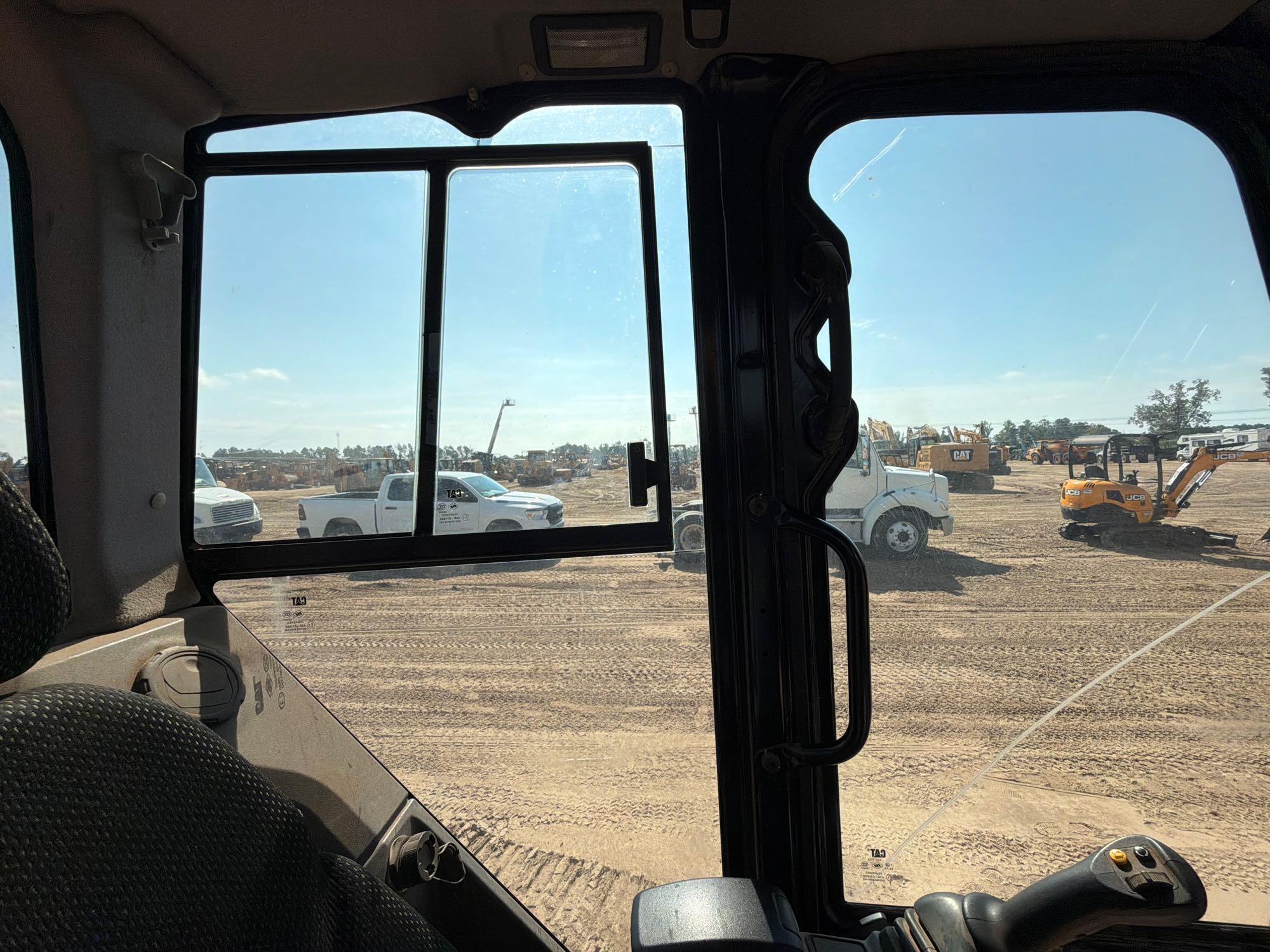 2022 Caterpillar 310