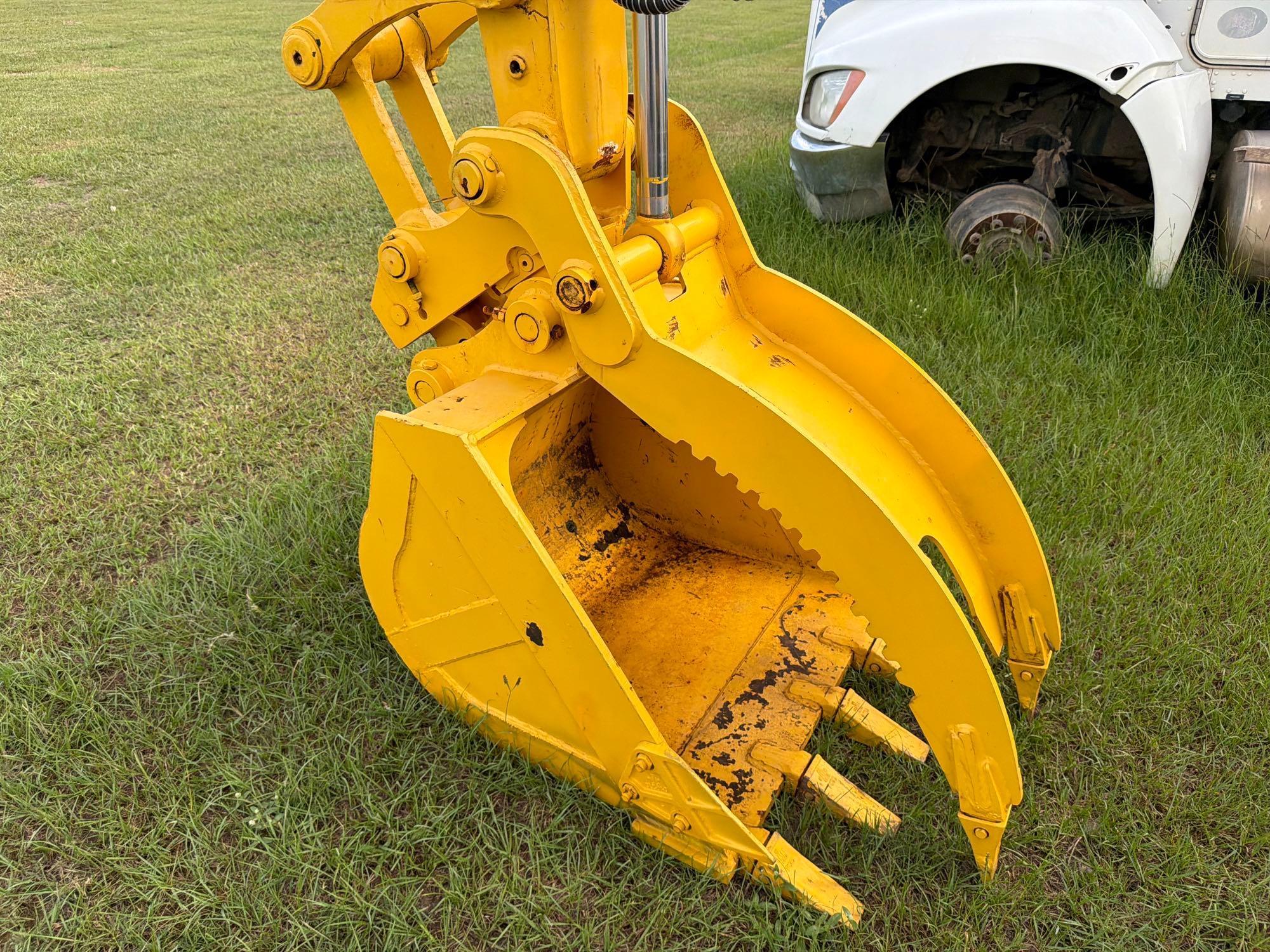 2011 Komatsu PC70