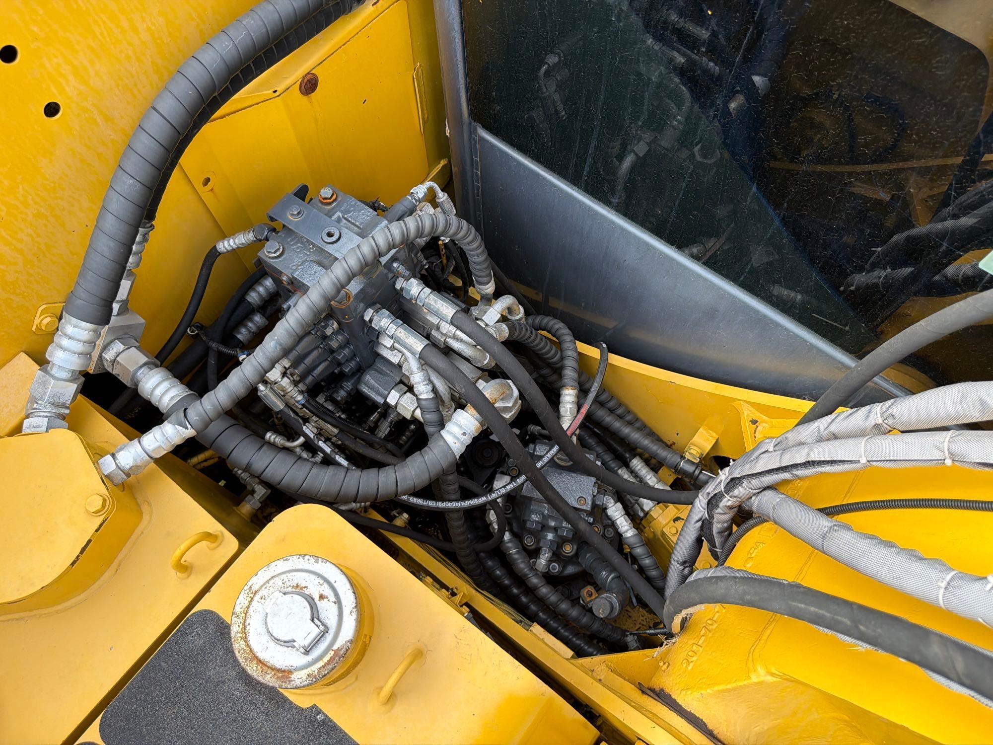 2011 Komatsu PC70