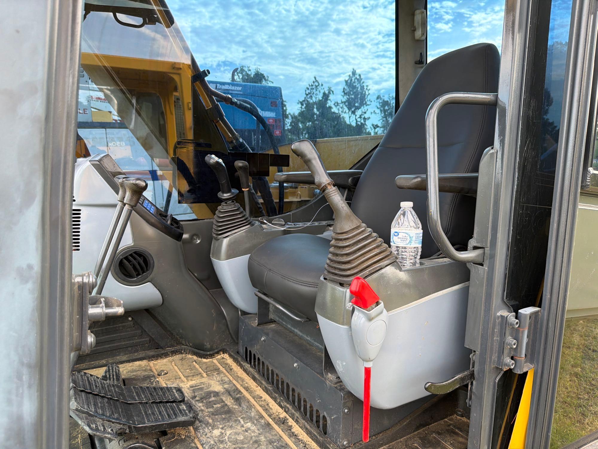 2011 Komatsu PC70