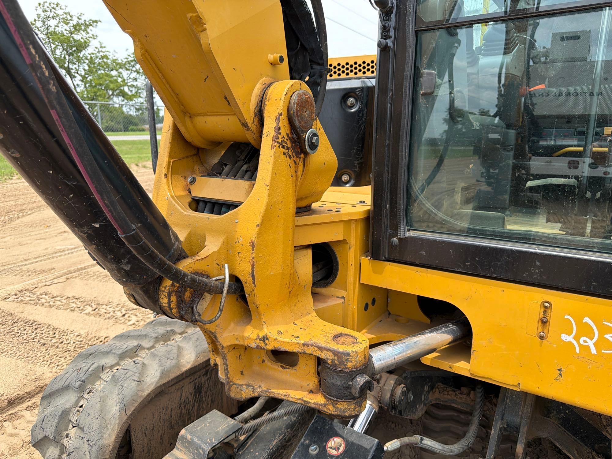 2023 Caterpillar 306