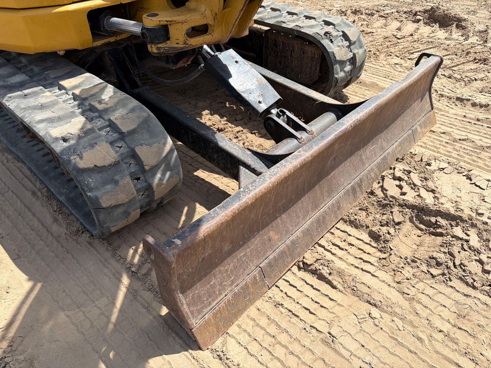 2018 Caterpillar 305.5E2CR