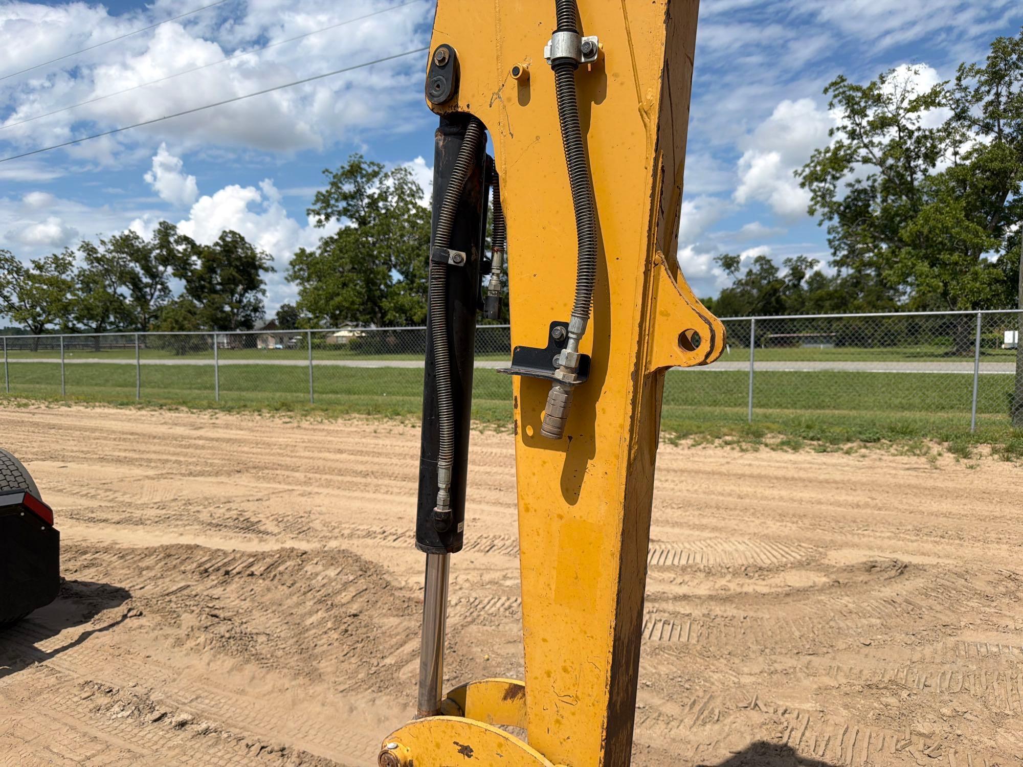 2018 Caterpillar 305.5E2CR