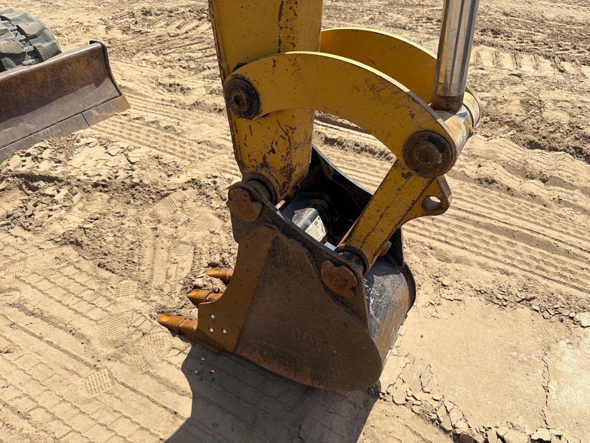 2018 Caterpillar 305.5E2CR