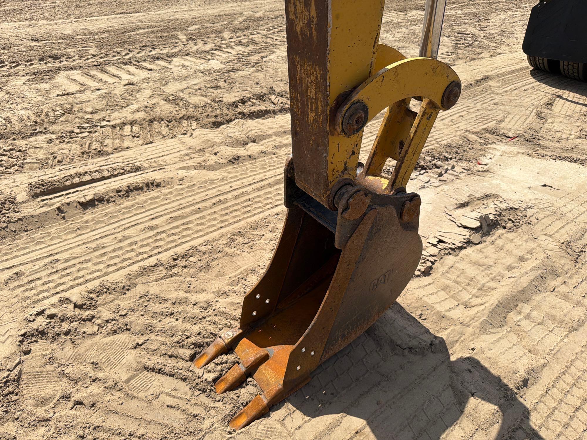 2018 Caterpillar 305.5E2CR