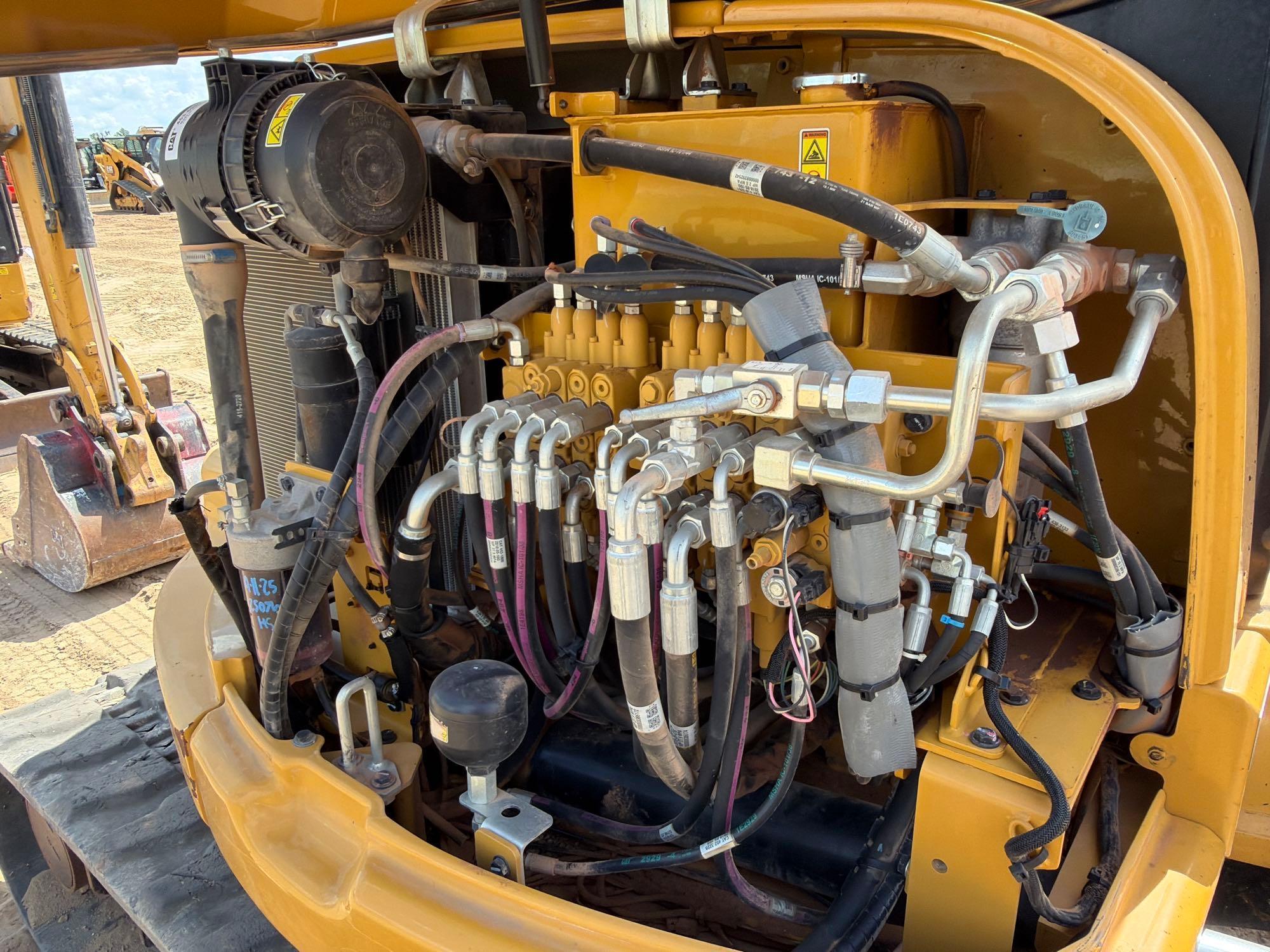 2018 Caterpillar 305.5E2CR