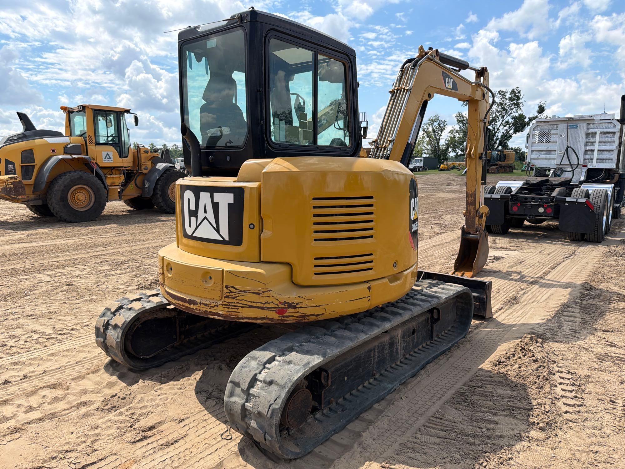 2018 Caterpillar 305.5E2CR