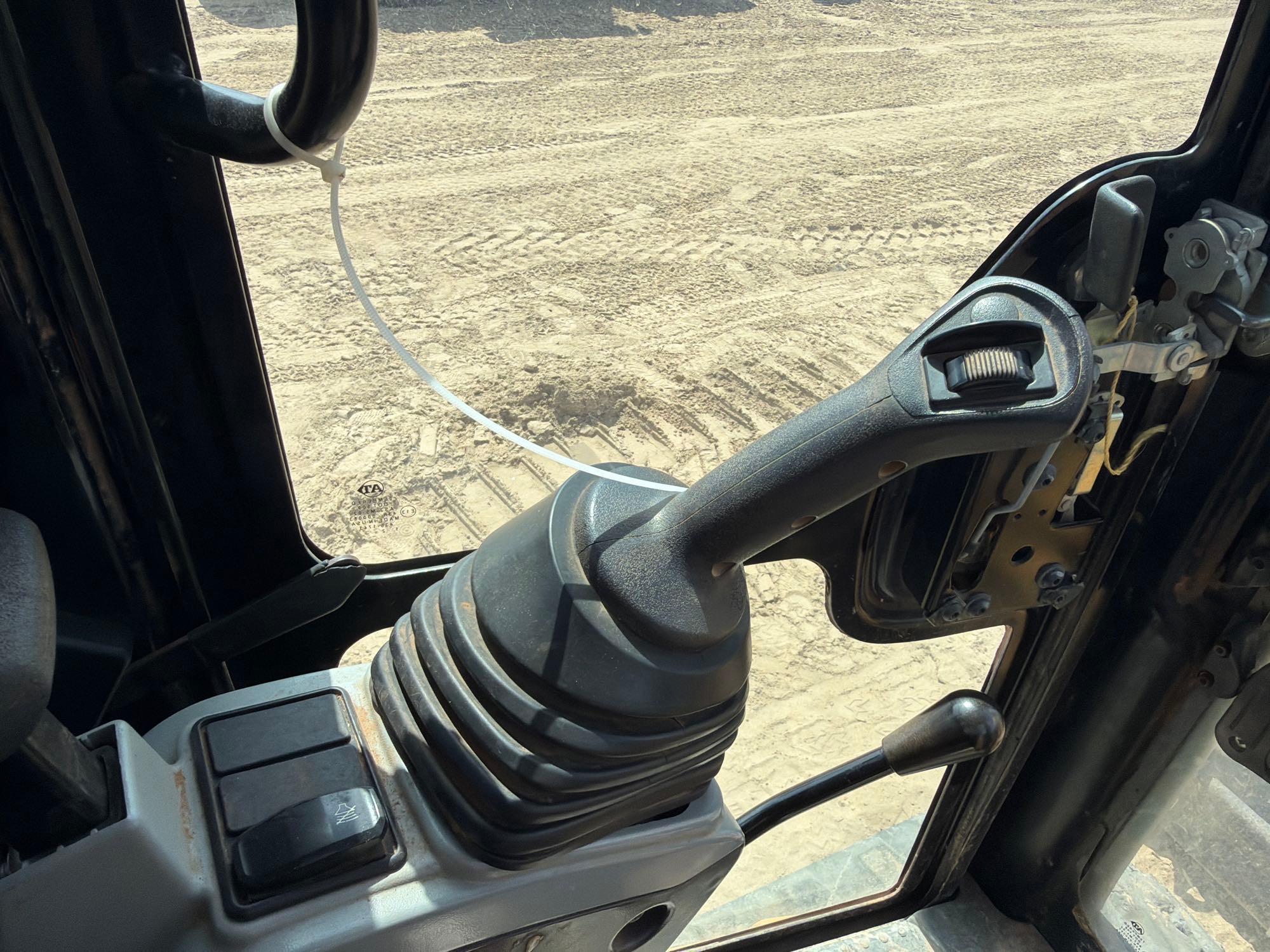2018 Caterpillar 305.5E2CR