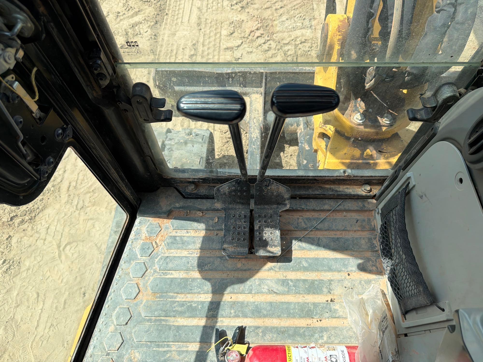 2018 Caterpillar 305.5E2CR