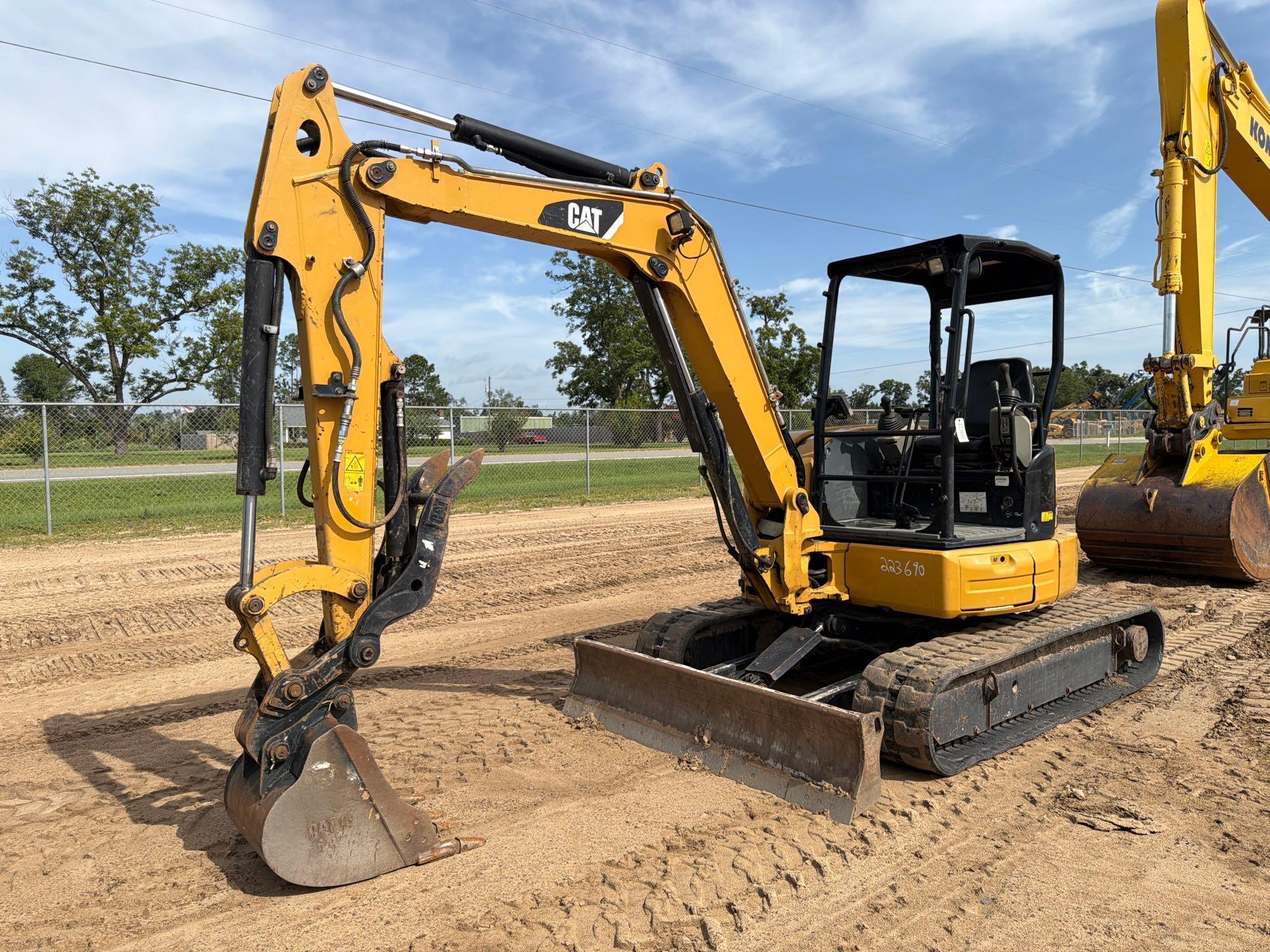 2016 Caterpillar 305E2CR