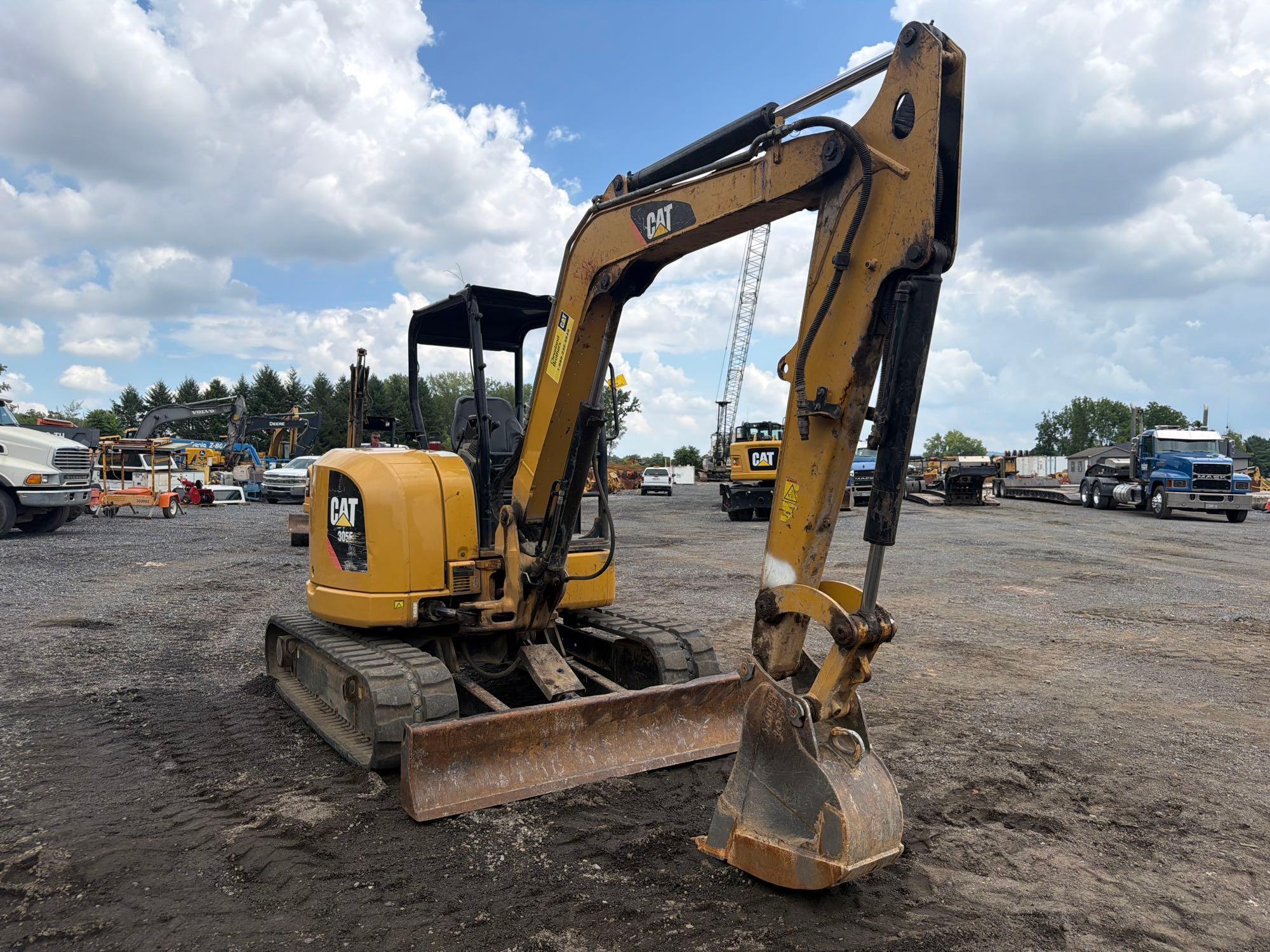 2015 Caterpillar 305E2CR