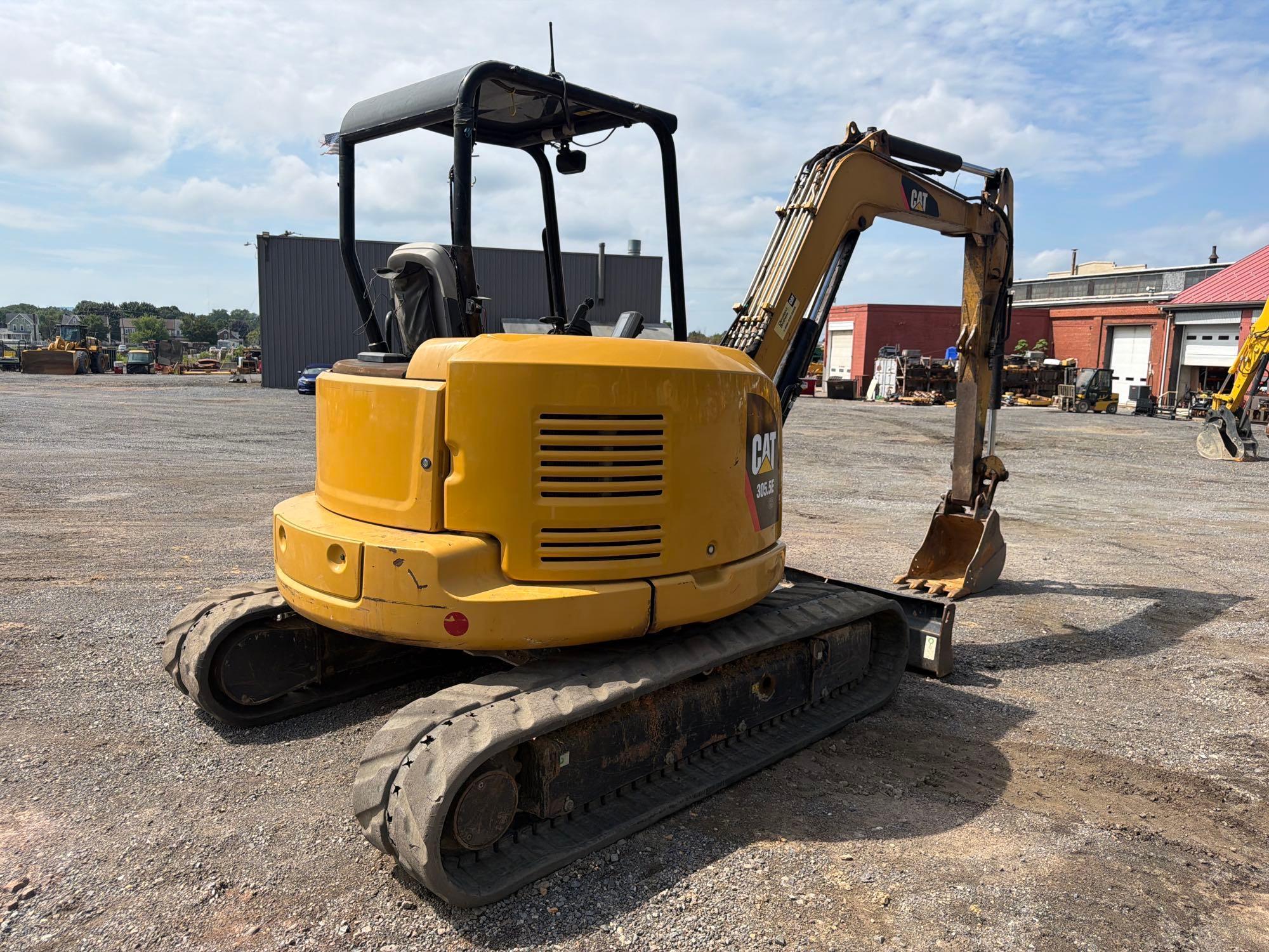 2014 Caterpillar 305.5ECR