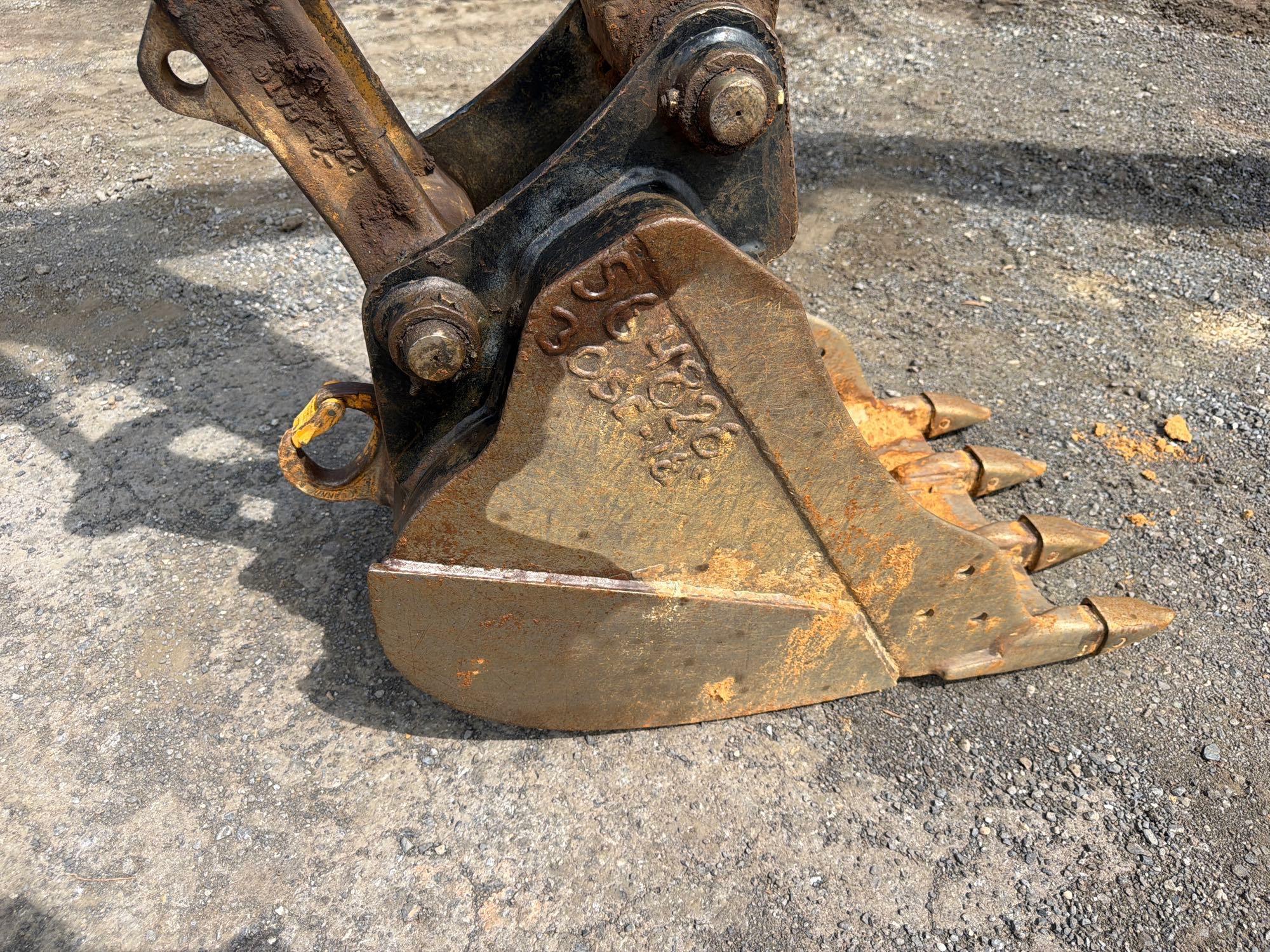 2014 Caterpillar 305.5ECR