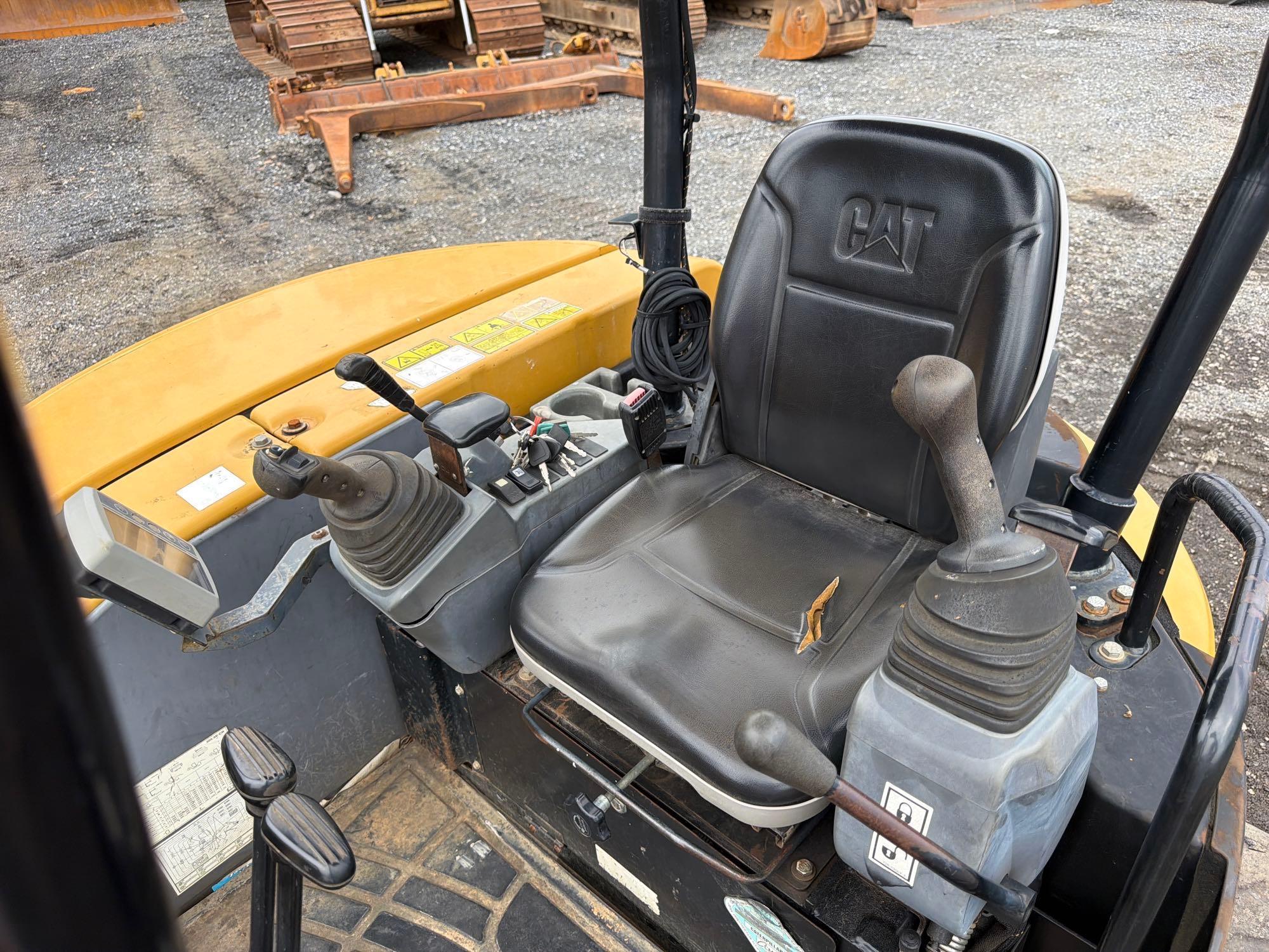2014 Caterpillar 305.5ECR