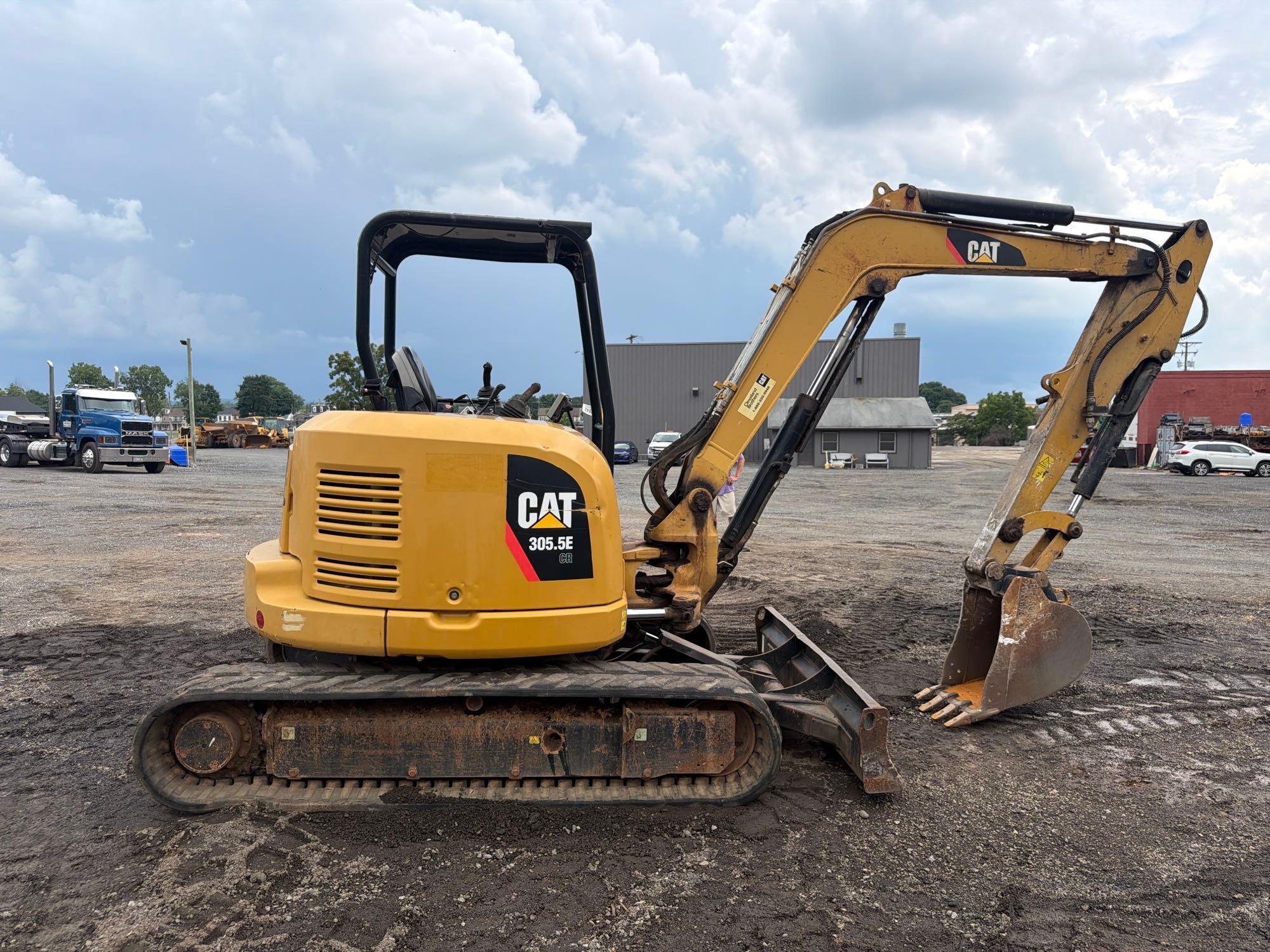 2014 Caterpillar 305.5ECR