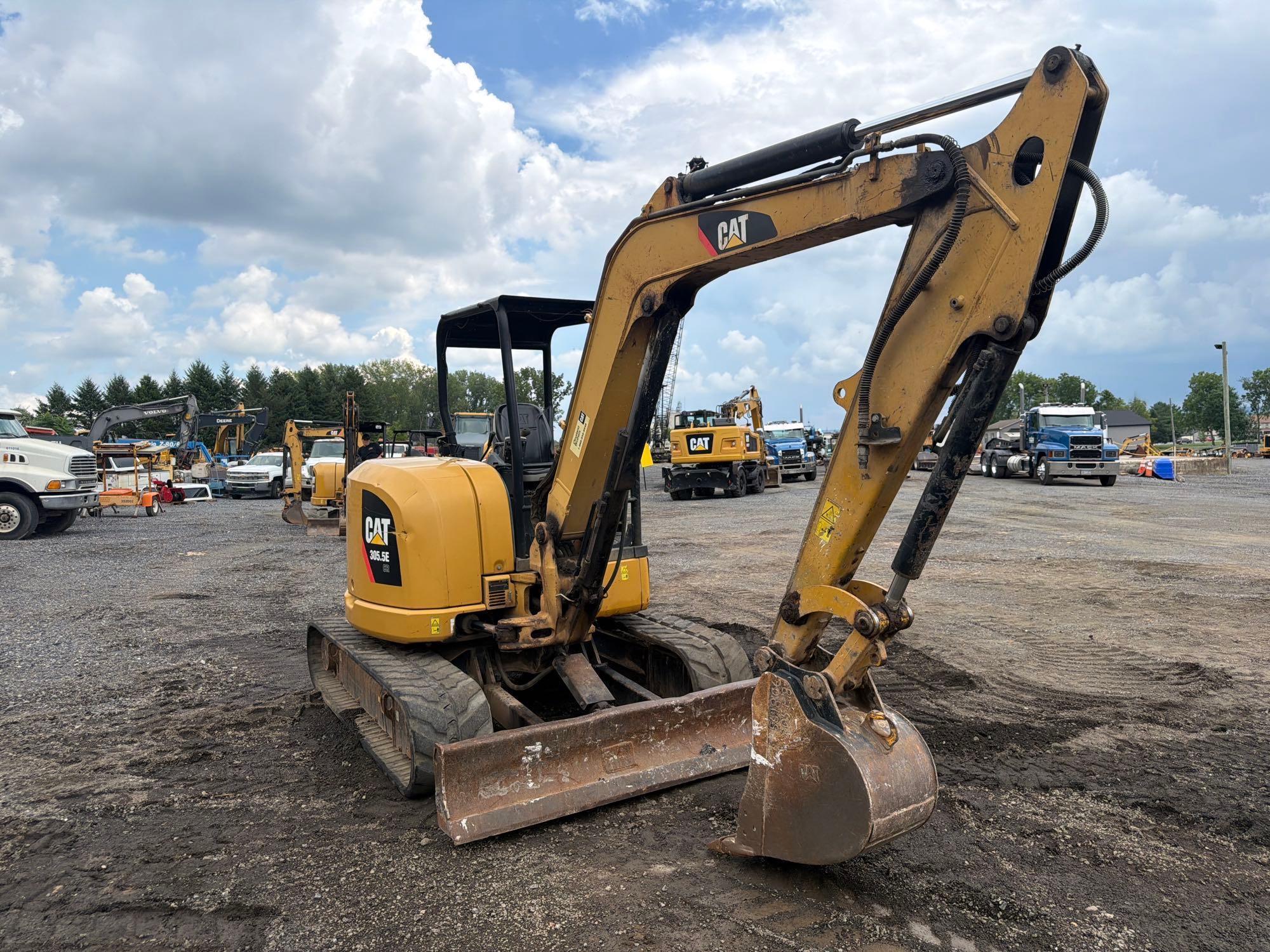 2014 Caterpillar 305.5ECR