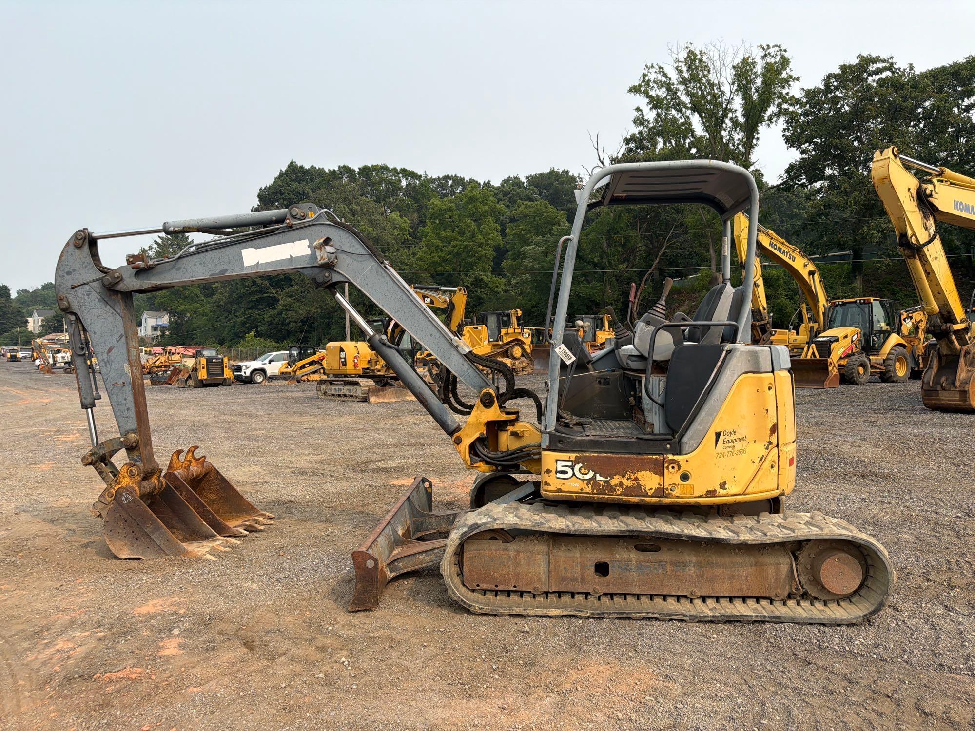 2005 John Deere 50D