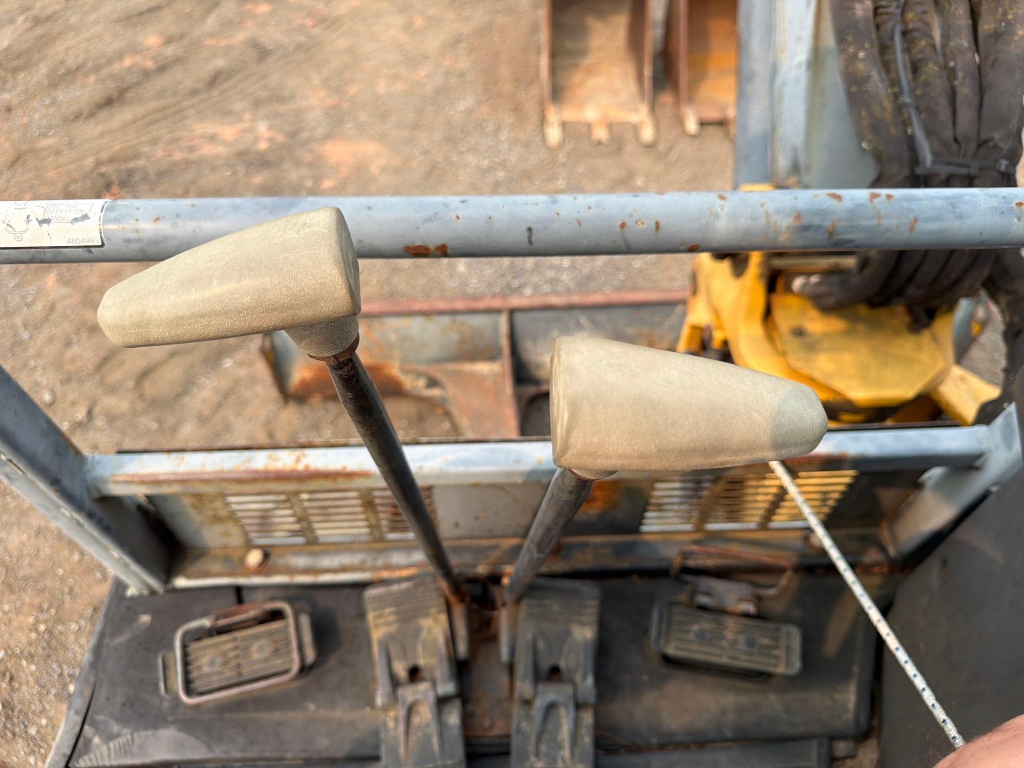 2005 John Deere 50D