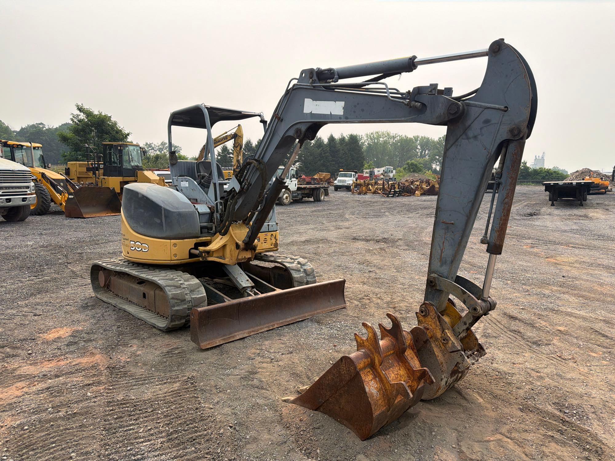 2005 John Deere 50D