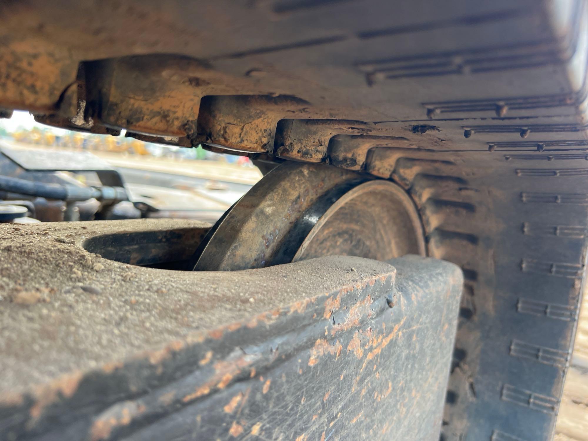 2015 Caterpillar 304E CR