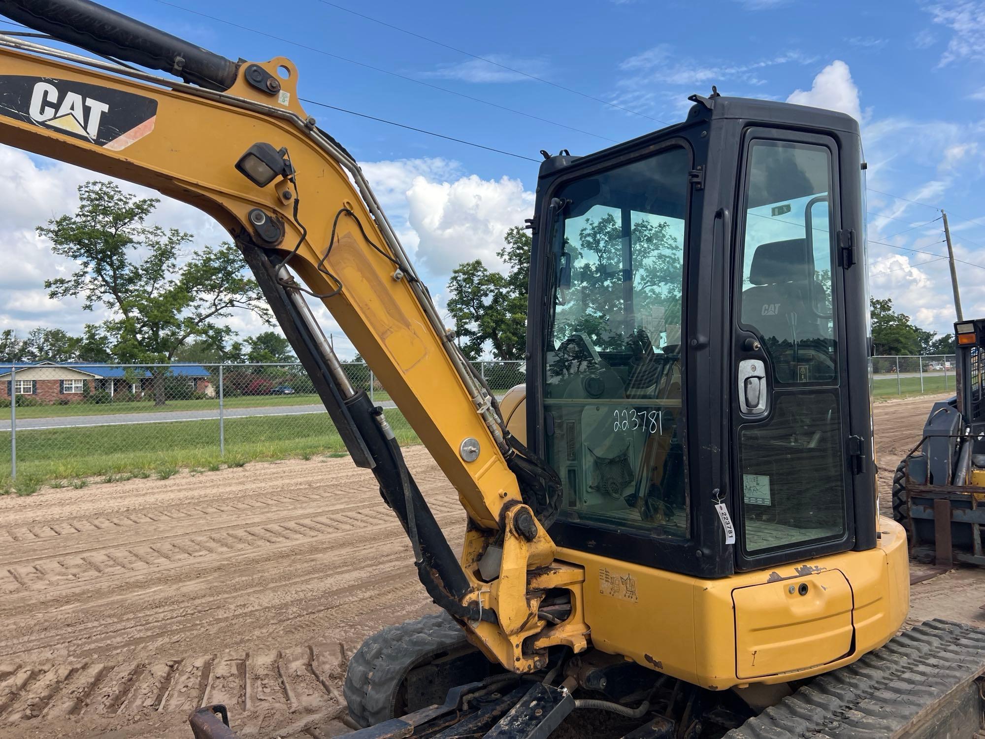 2015 Caterpillar 304E CR