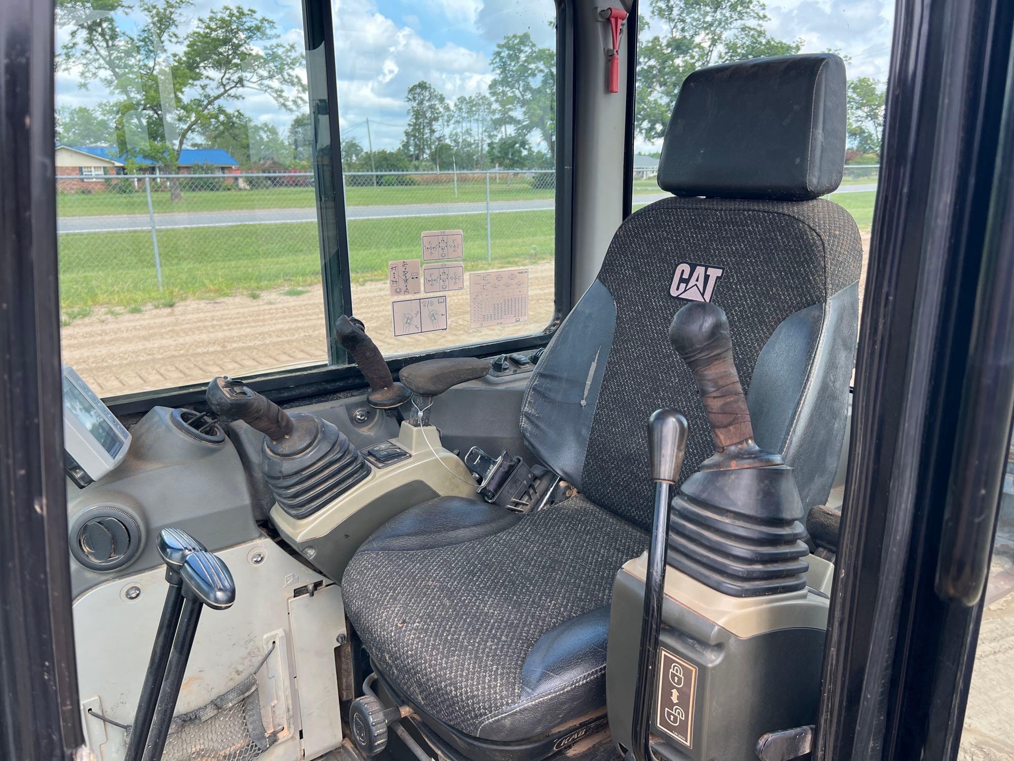 2015 Caterpillar 304E CR