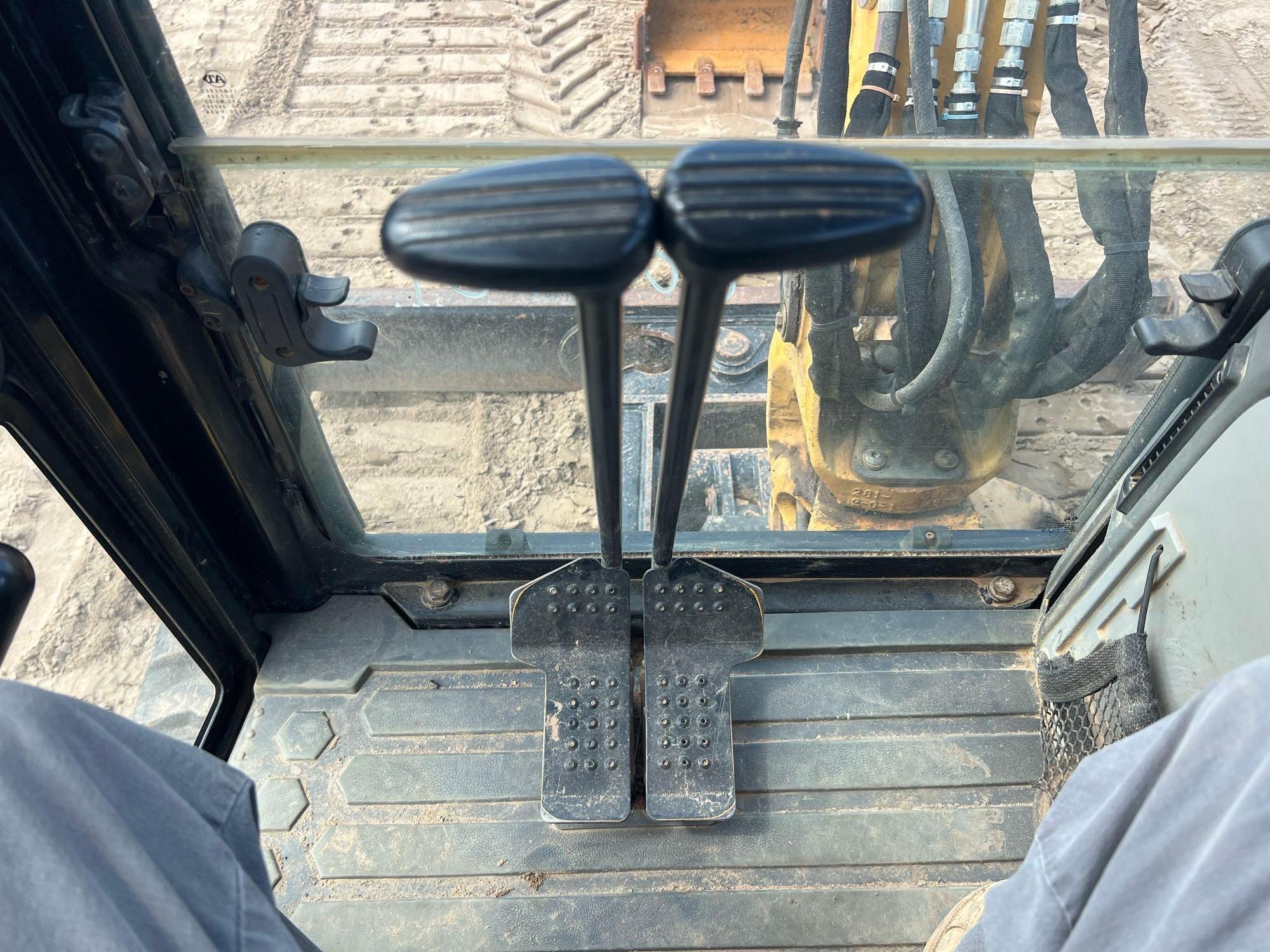 2015 Caterpillar 304E CR
