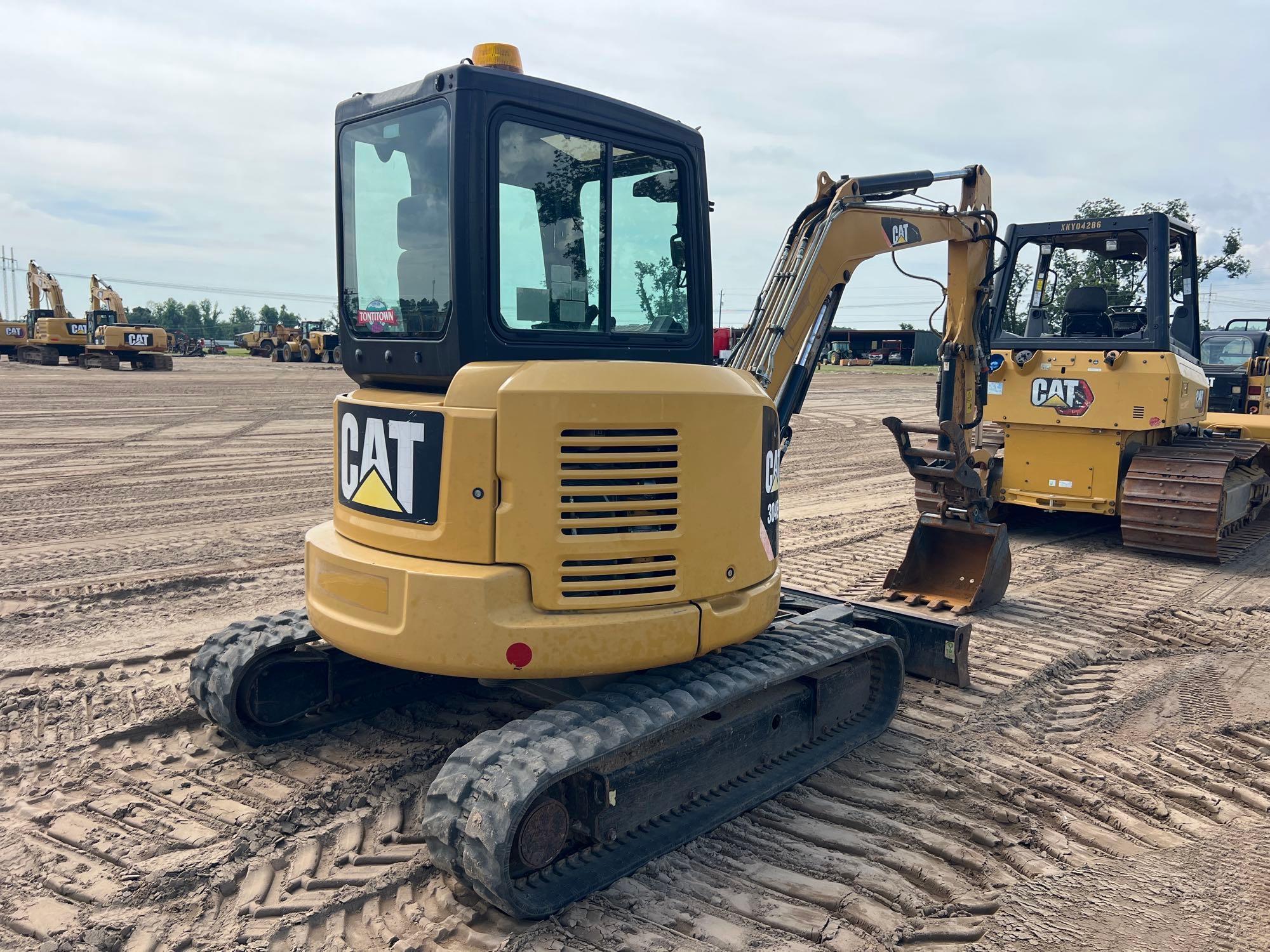 2015 Caterpillar 304E CR