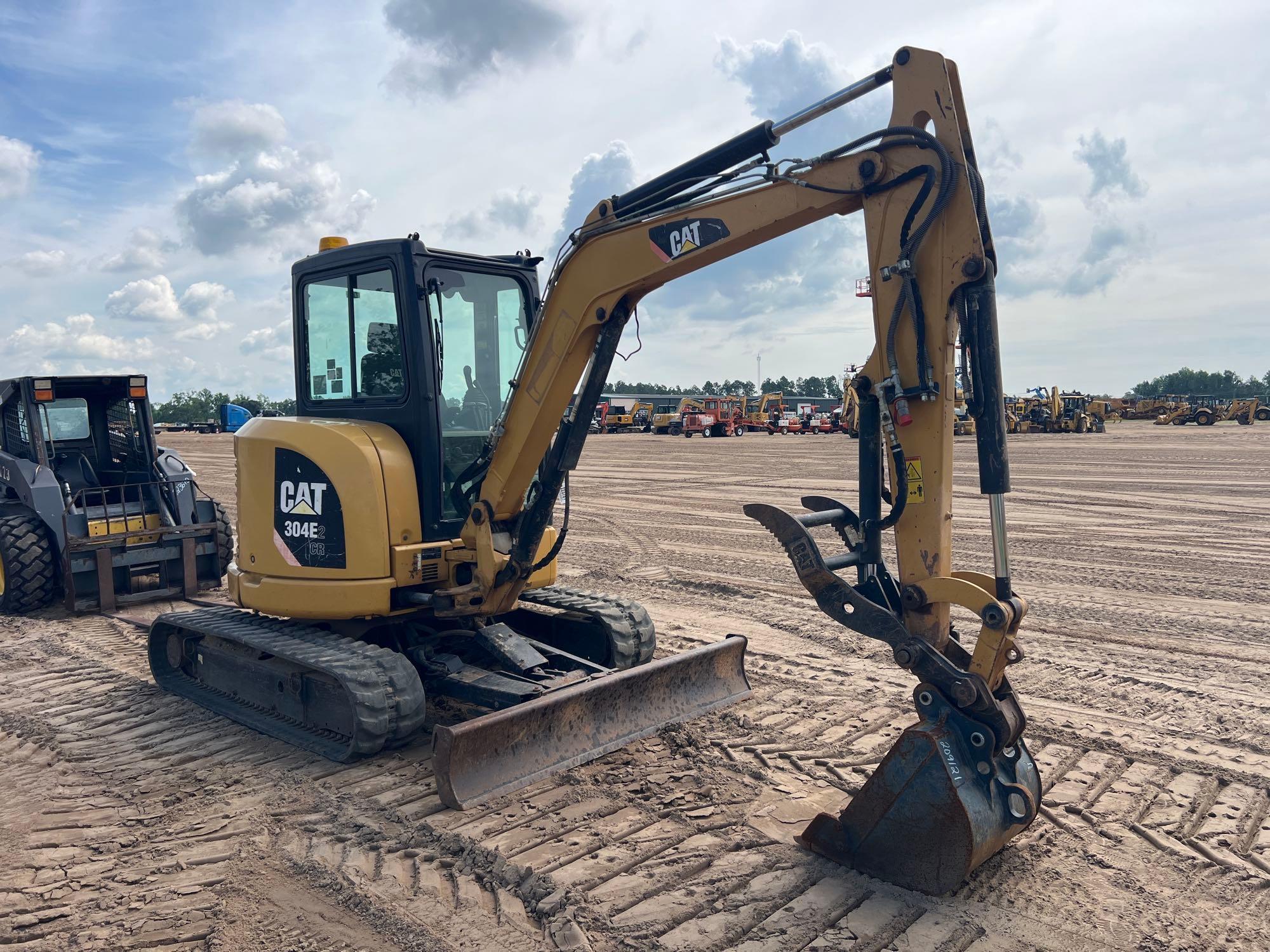 2015 Caterpillar 304E CR