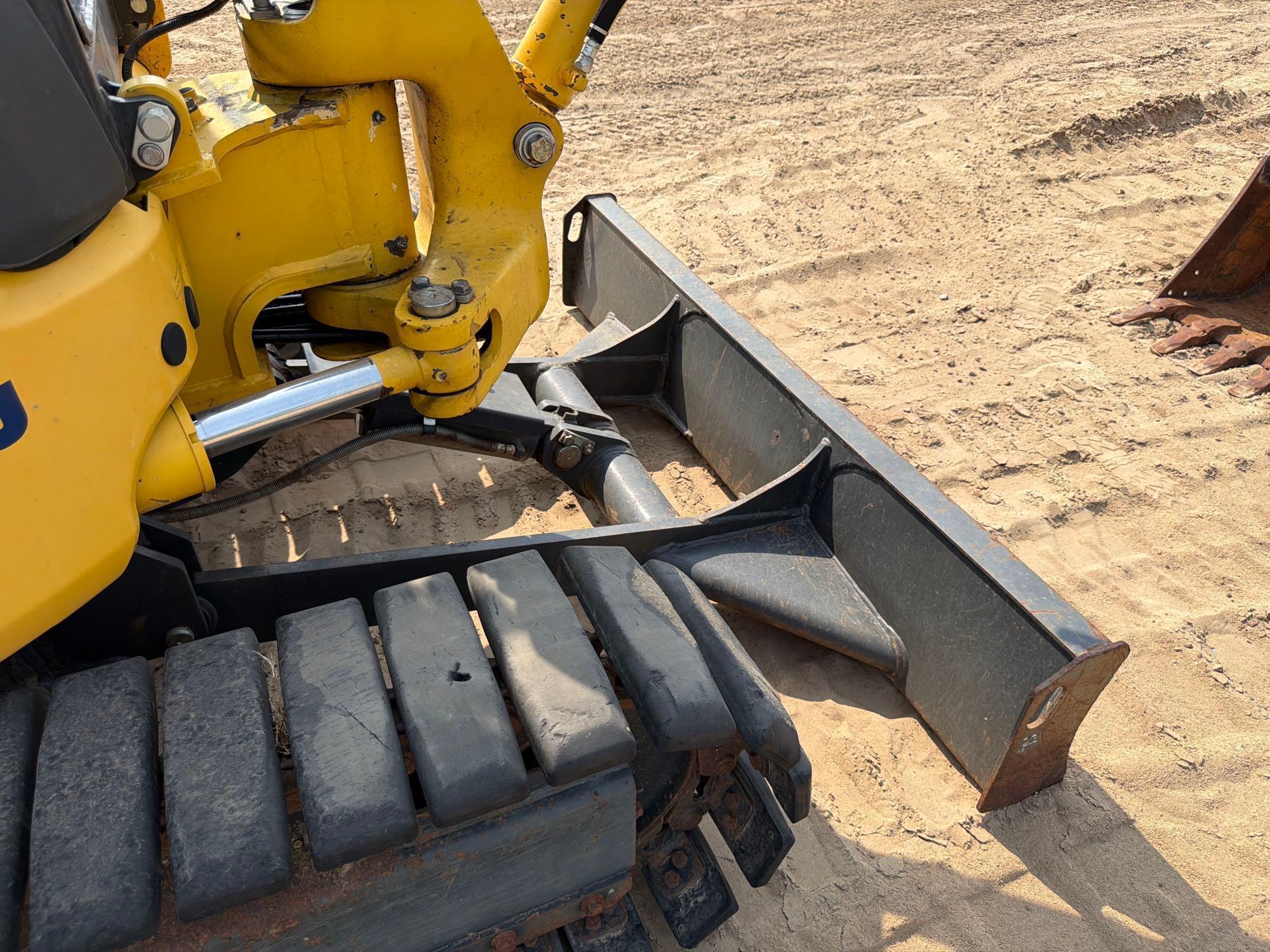 2020 Komatsu PC35MR