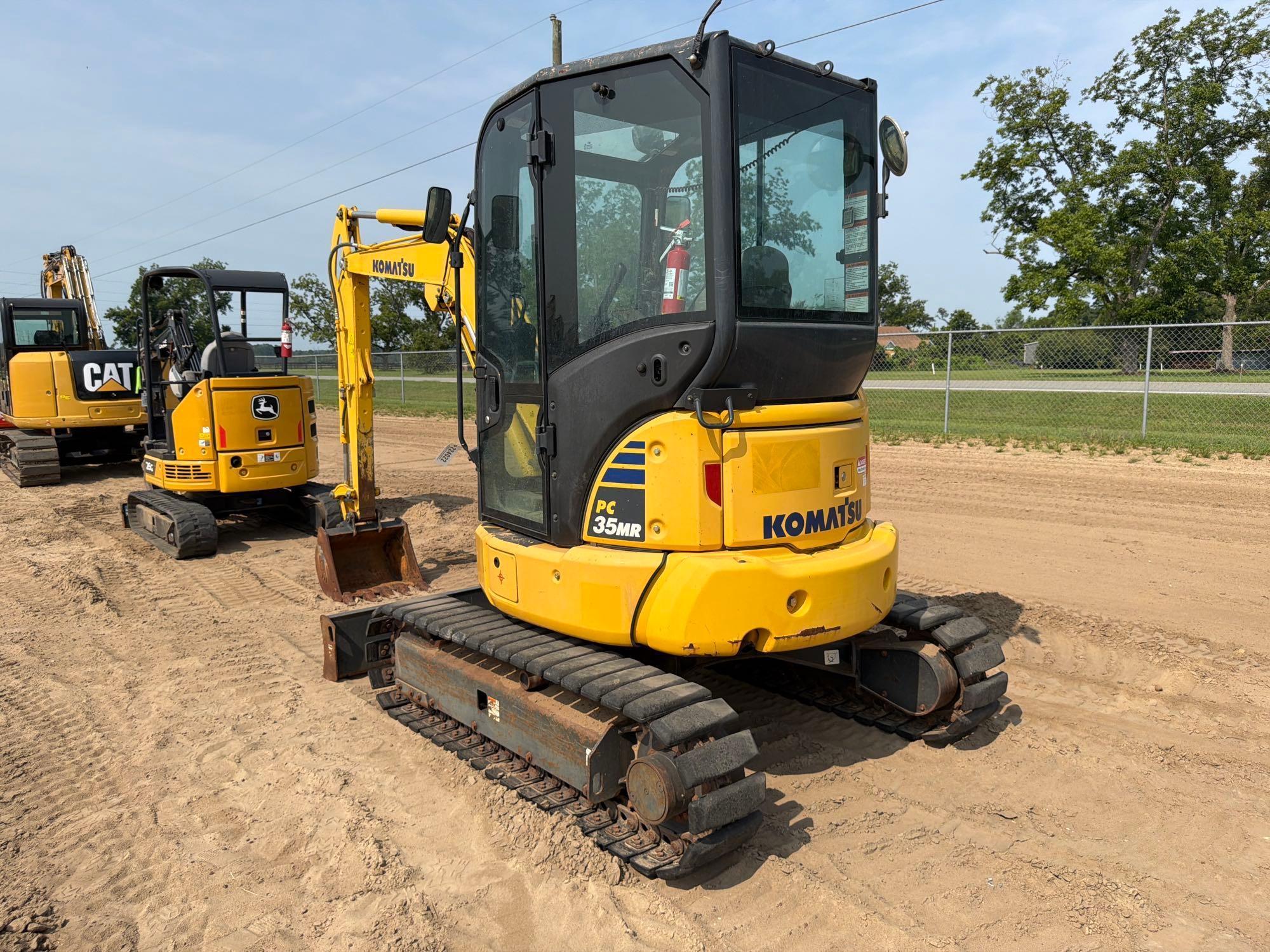 2020 Komatsu PC35MR