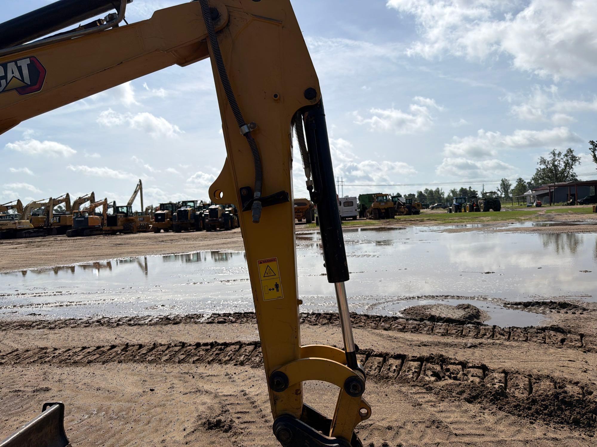 2022 Caterpillar 303.5E2CR