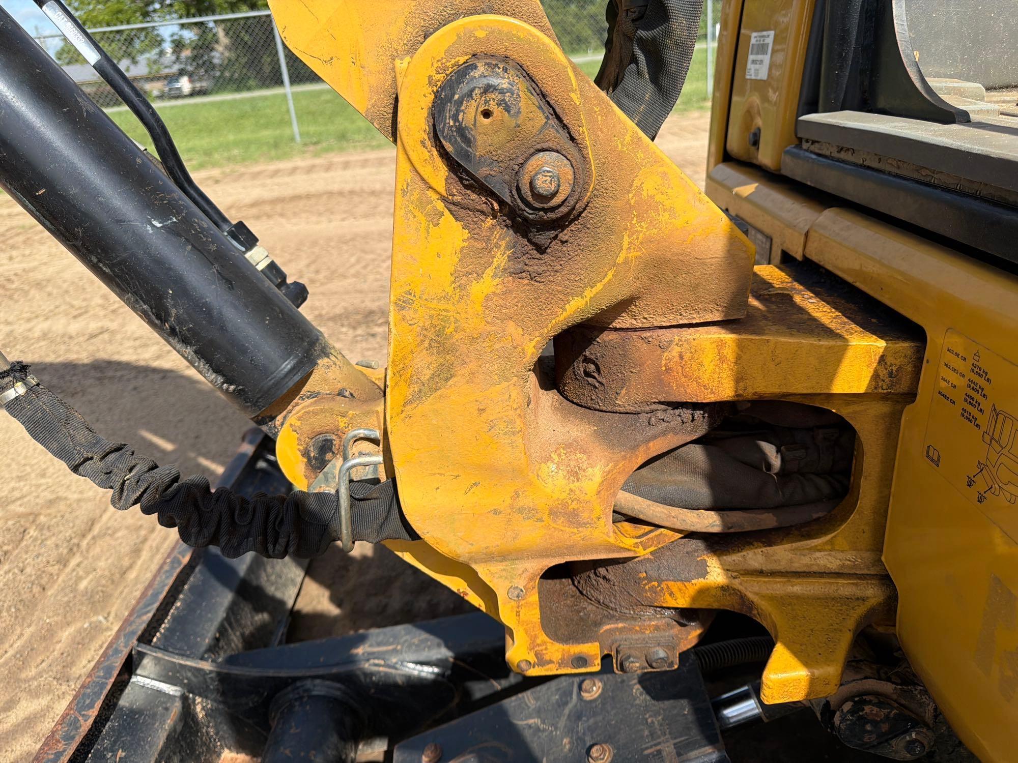 2022 Caterpillar 303.5E2CR
