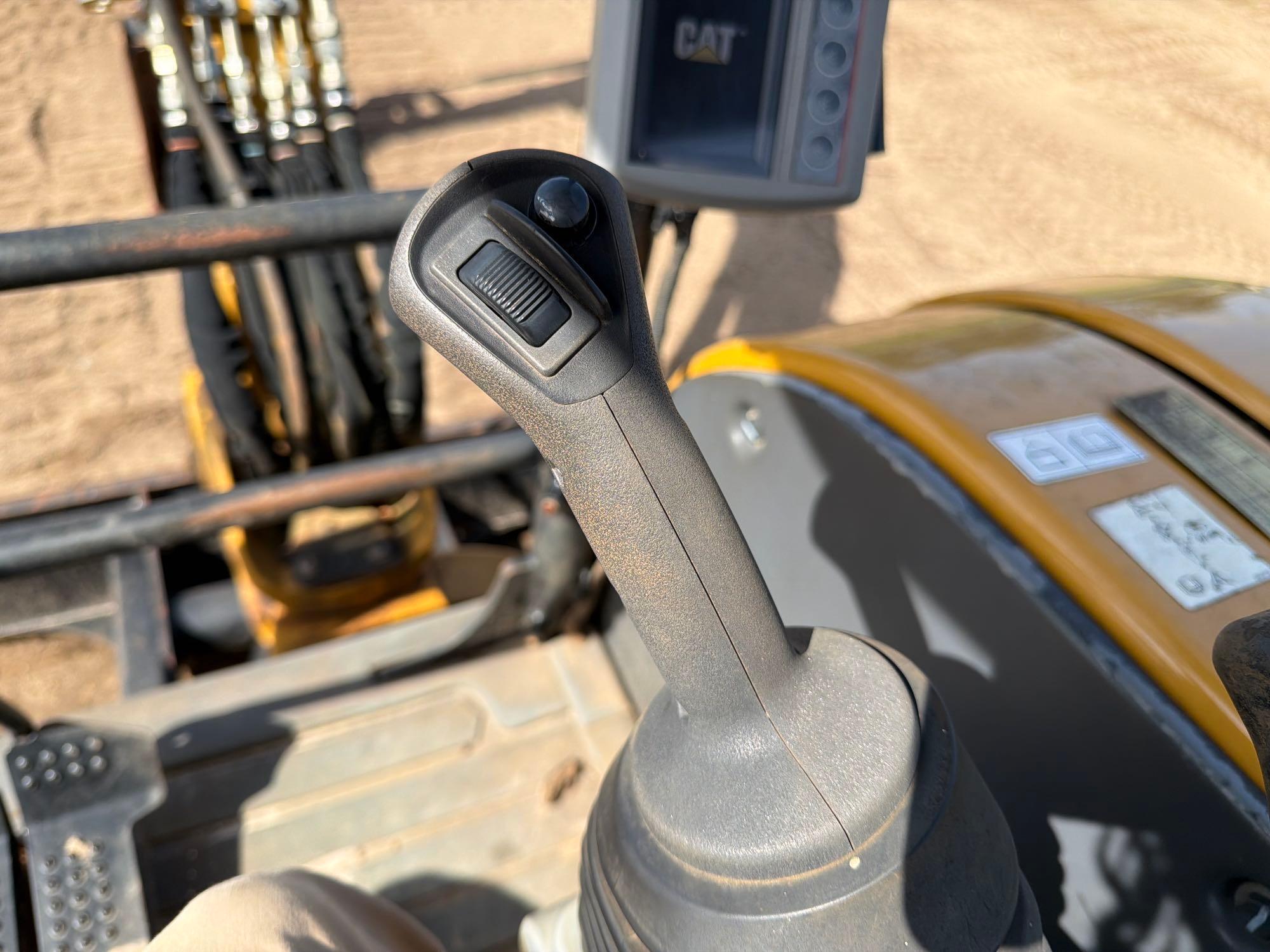 2022 Caterpillar 303.5E2CR