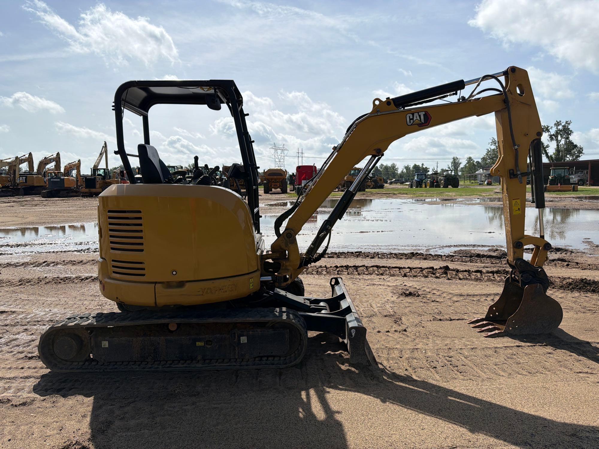 2022 Caterpillar 303.5E2CR