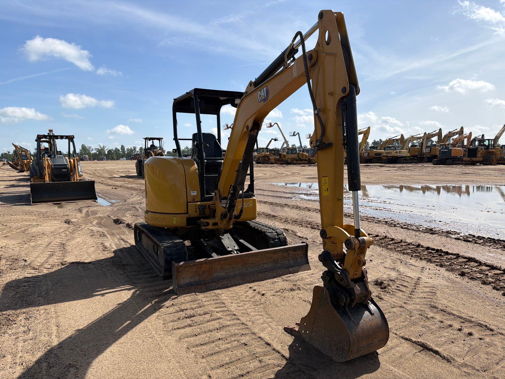 2022 Caterpillar 303.5E2CR