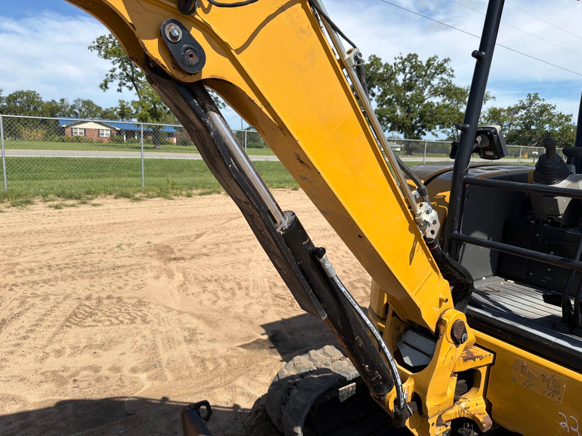 2019 Caterpillar 303.5E2CR
