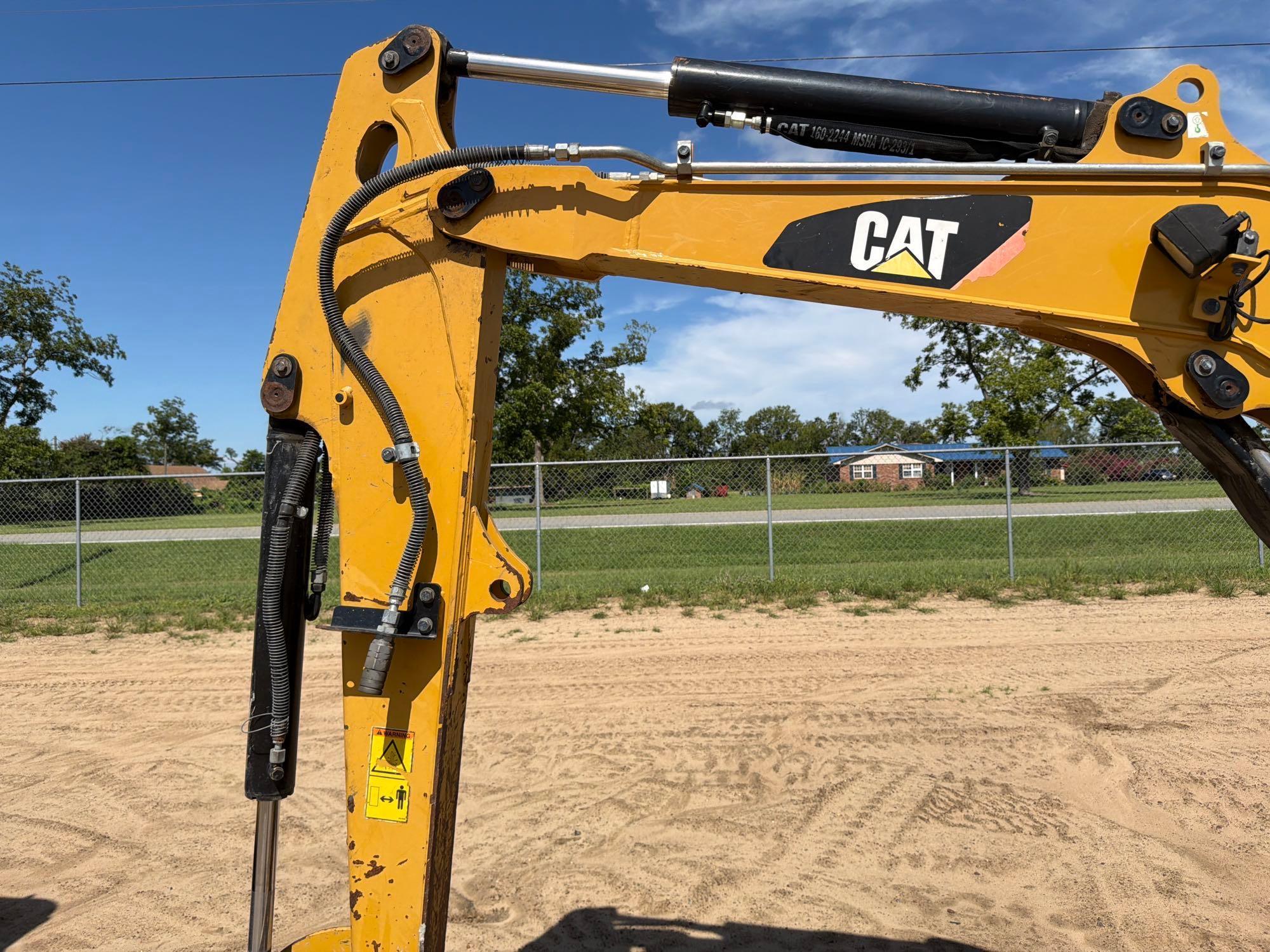 2019 Caterpillar 303.5E2CR