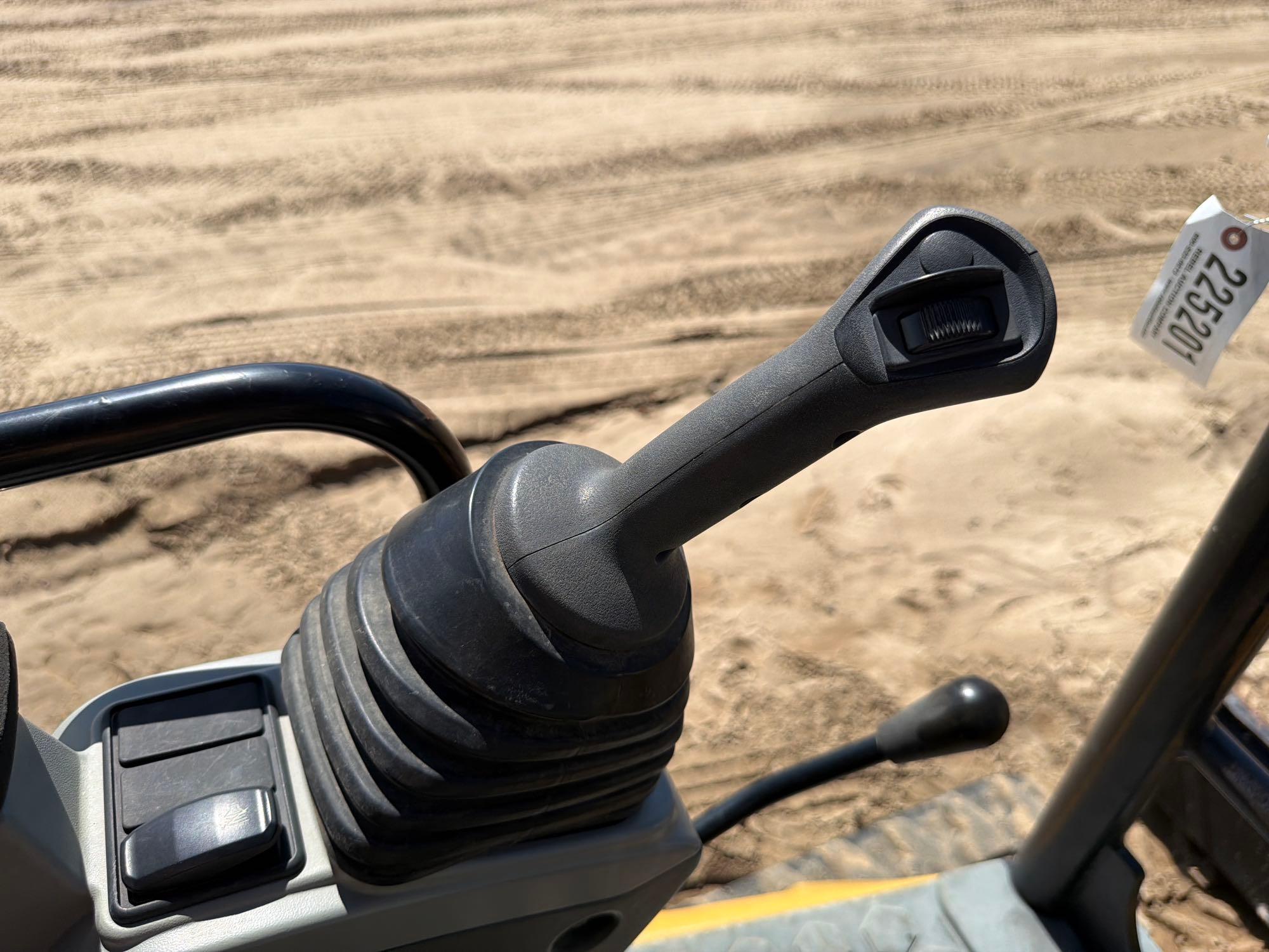 2019 Caterpillar 303.5E2CR