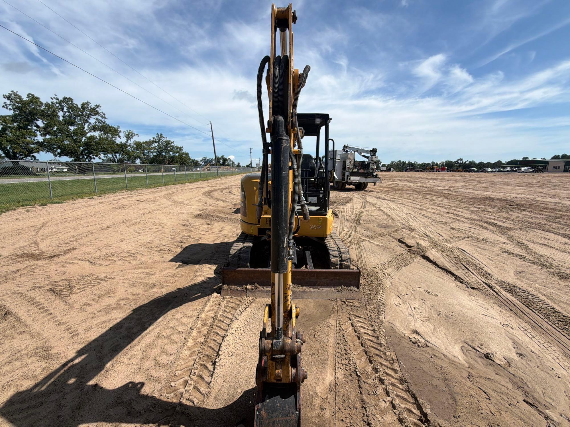 2019 Caterpillar 303.5E2CR