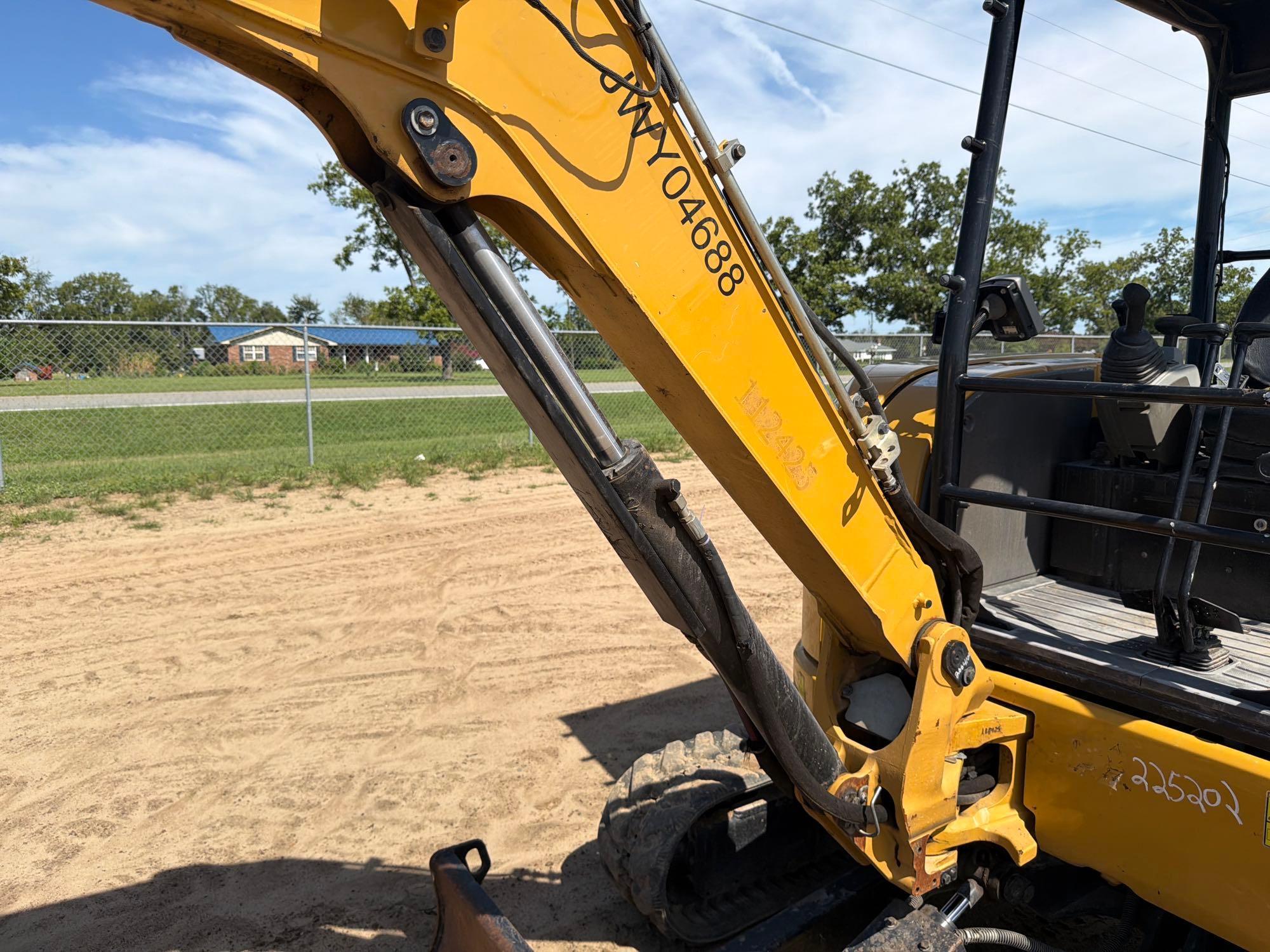 2018 Caterpillar 303.5E2CR