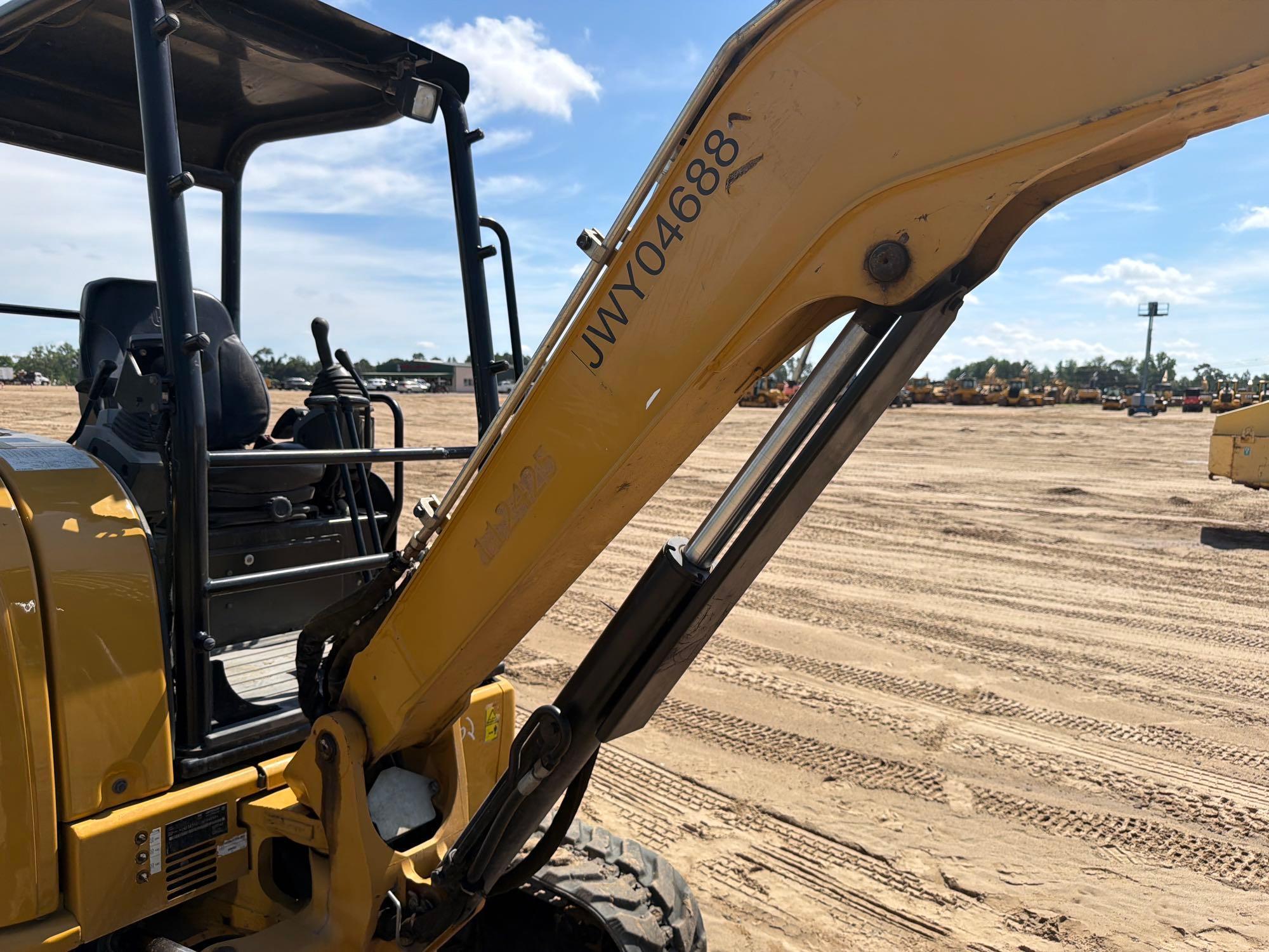 2018 Caterpillar 303.5E2CR
