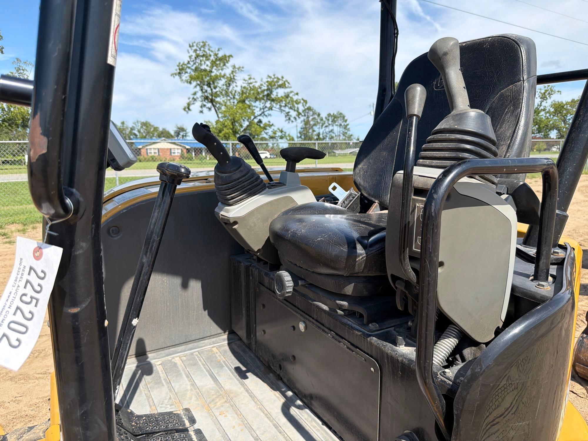 2018 Caterpillar 303.5E2CR