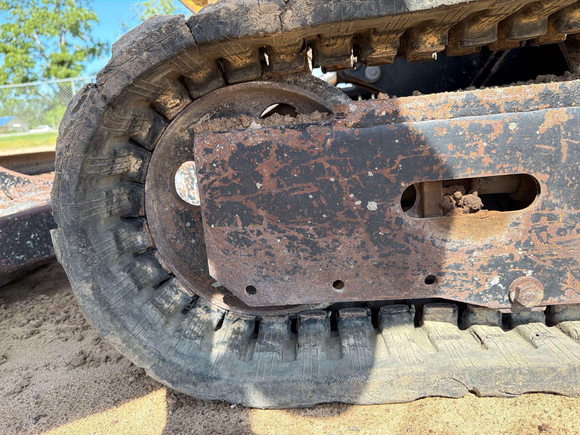 2015 Caterpillar 303